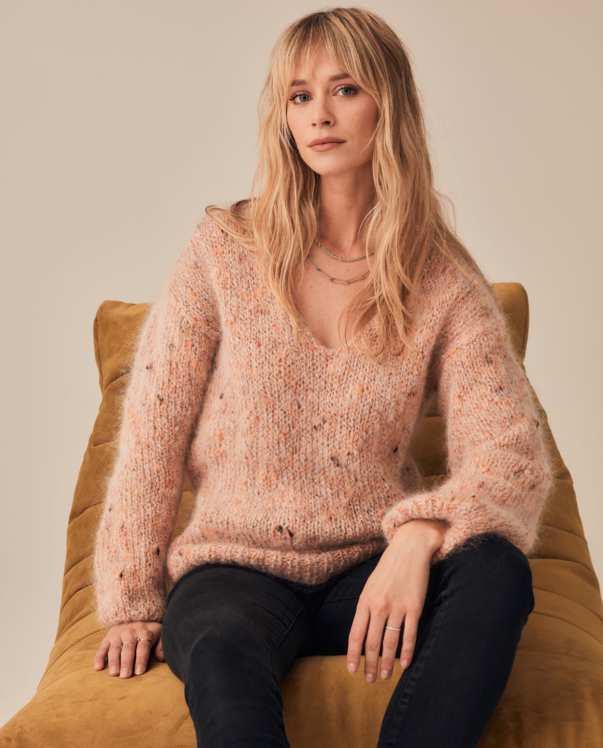 Women's Sweater Model Suzon