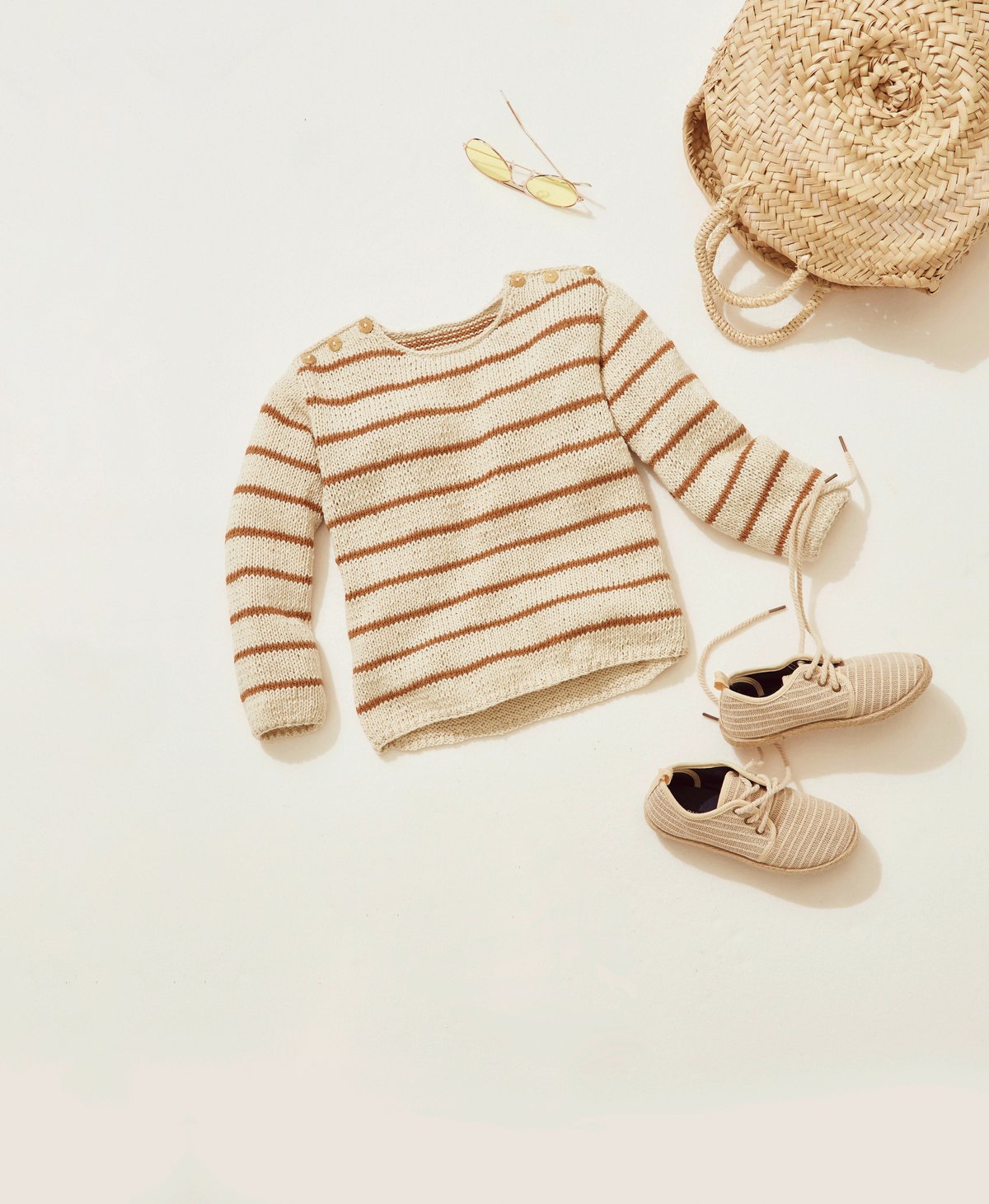 Boy's Sweater Model Dany Ivory