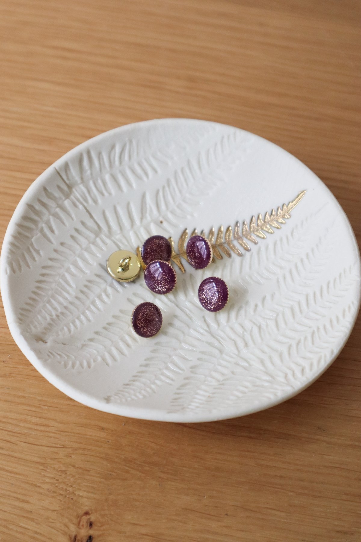 Set of 6 Glitter Boot Buttons 11mm