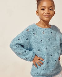 Girl's Sweater Model Dora