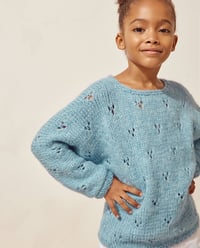 Girl's Sweater Model Dora