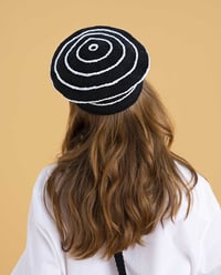 Mackenzy Dames Baret Model