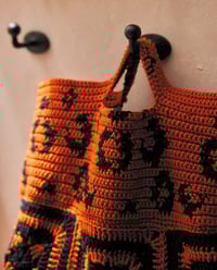 Oran Tote Accessories Model