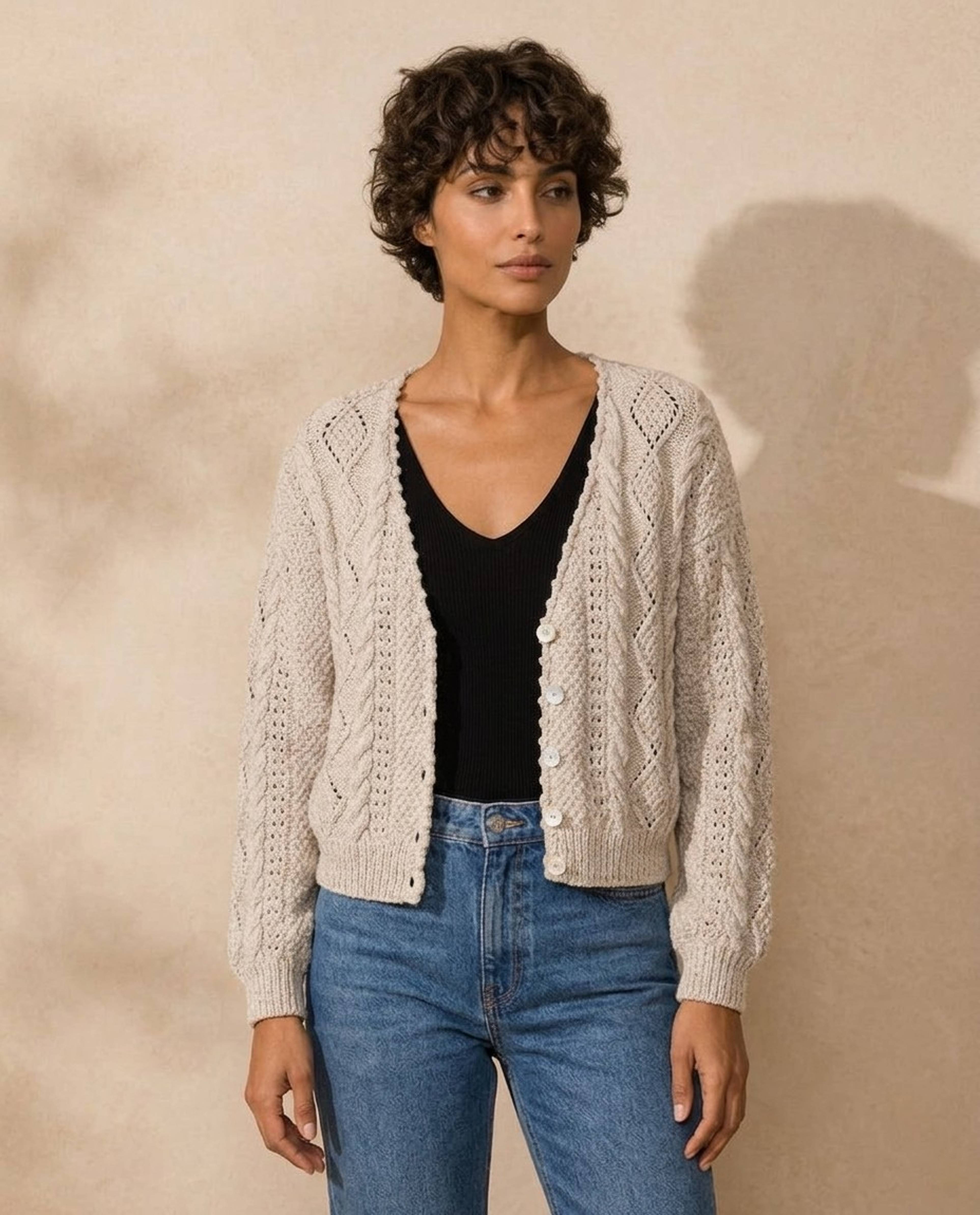Yuna Gilet Model Phil Alpaca Katoen