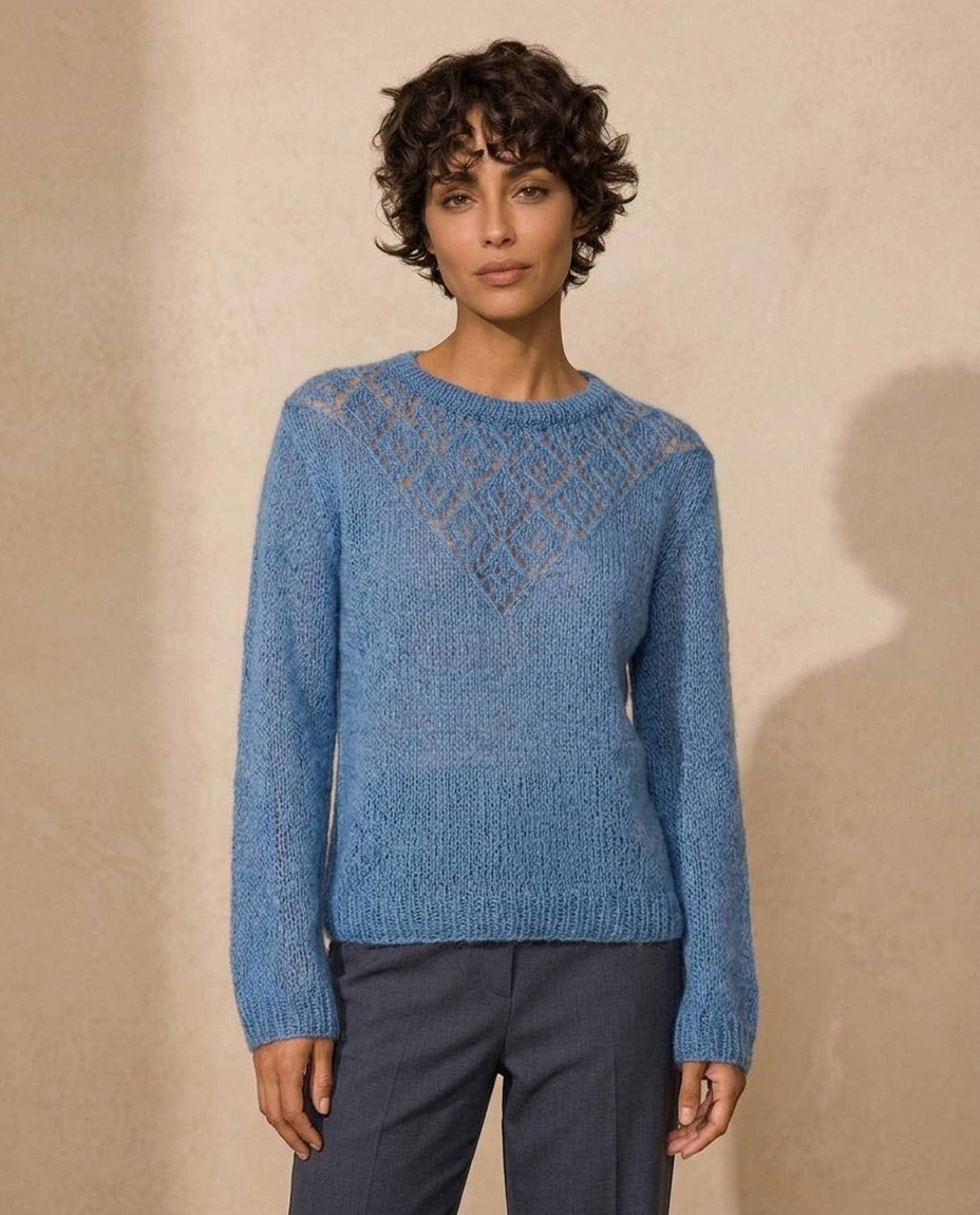 Women's Sweater Model Barbara