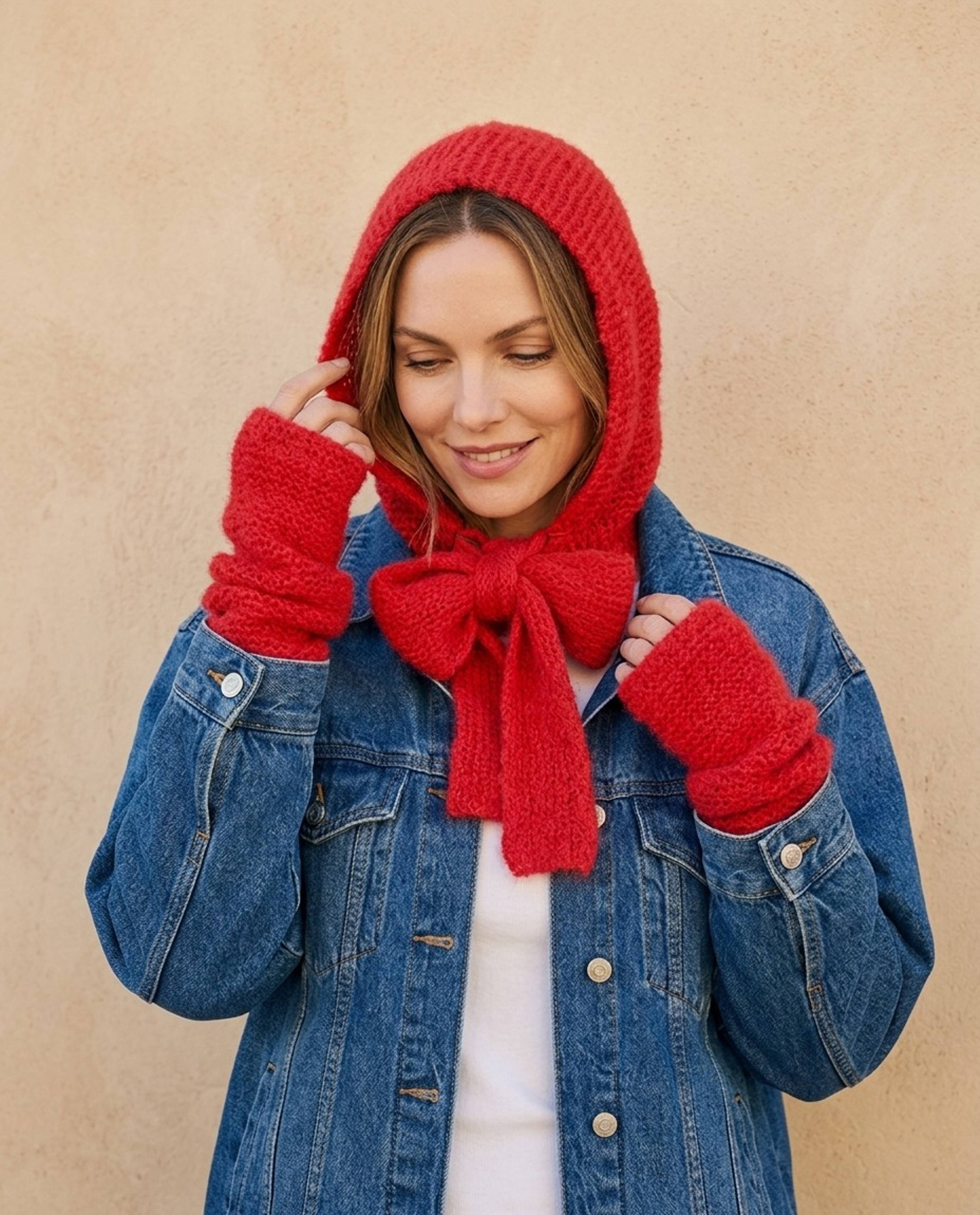 Modèle Cagoule Et Mitaines Femme Diana