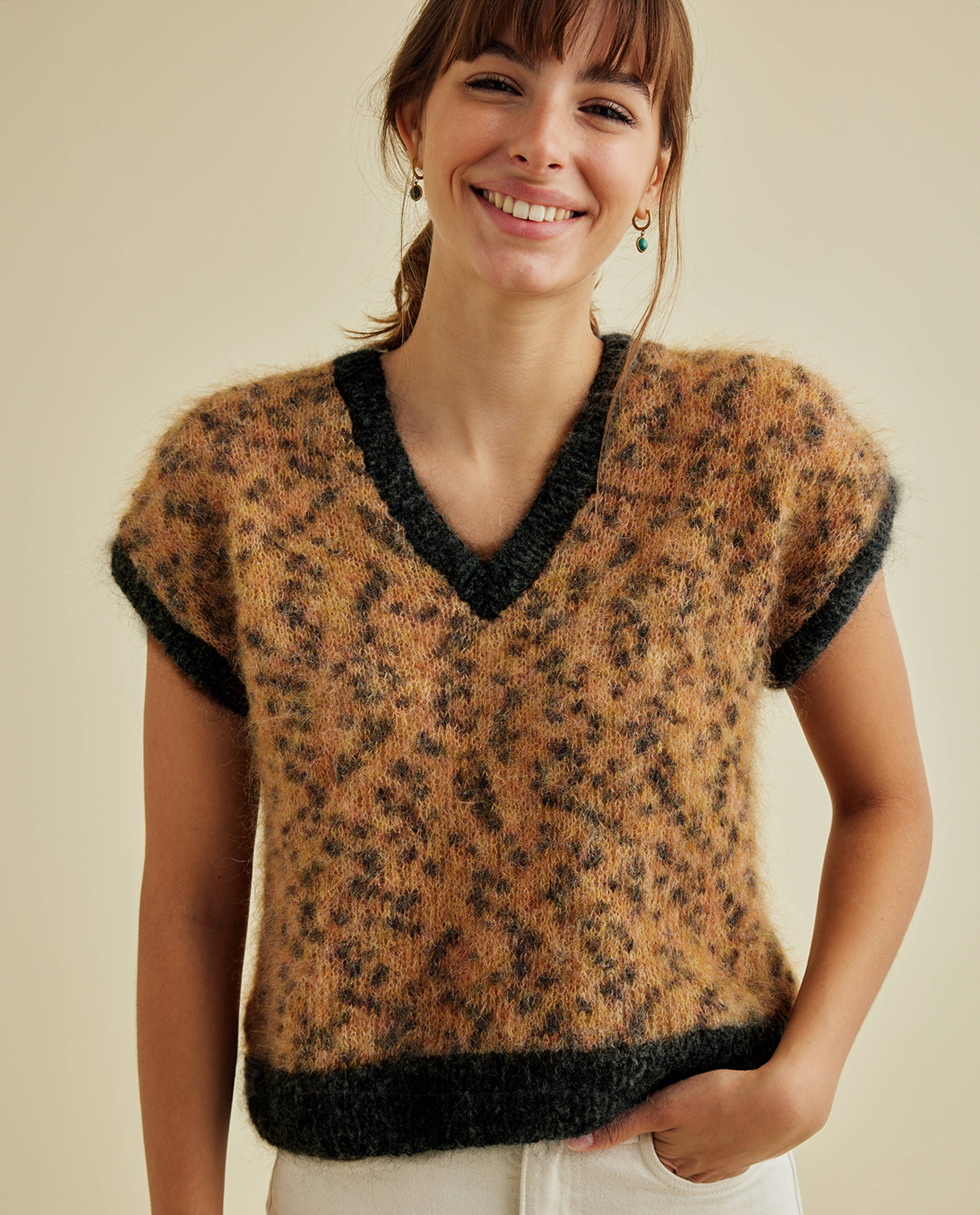 Modèle Femme Pull Sans Manche Marylou