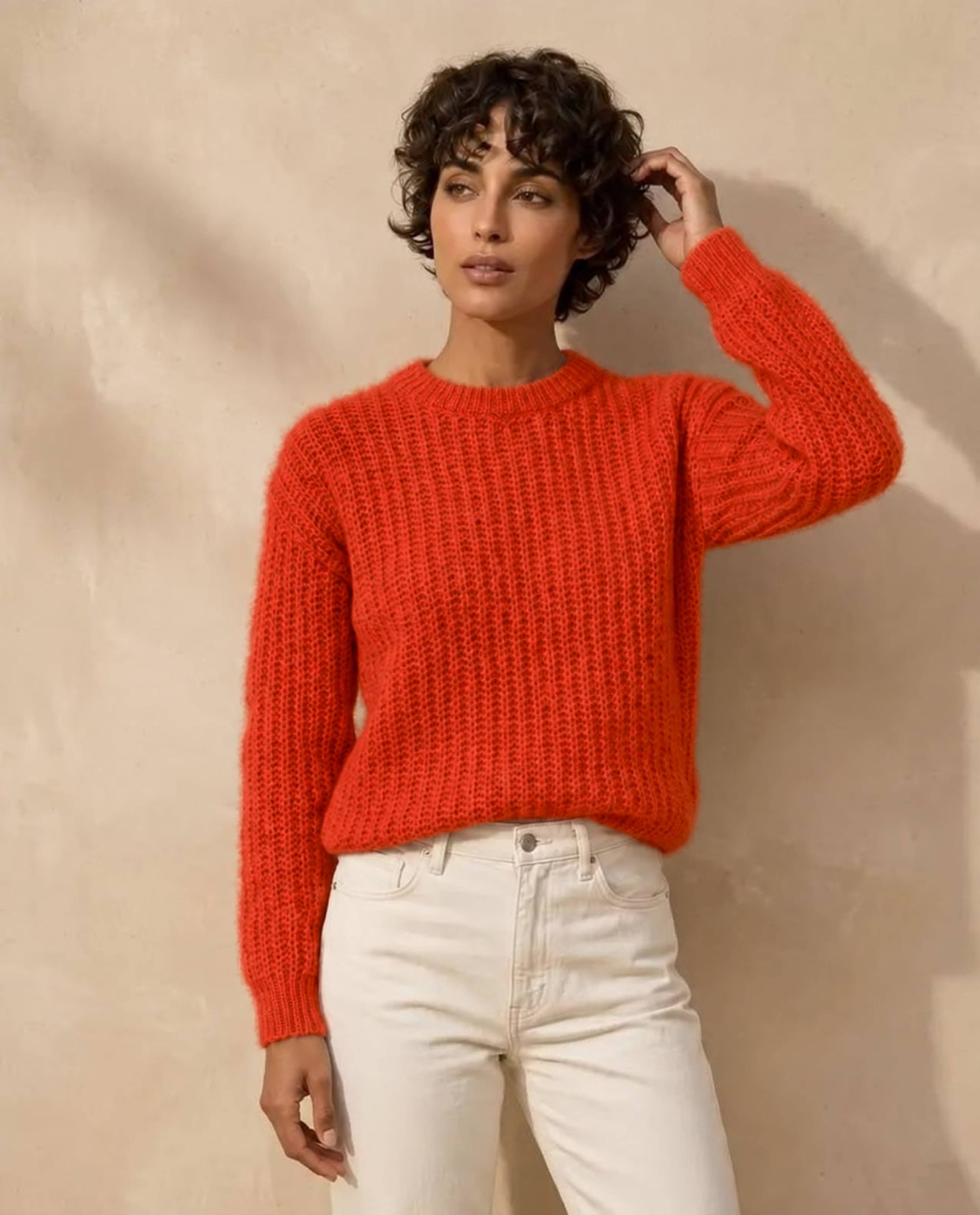 Women's Sweater Model Carole