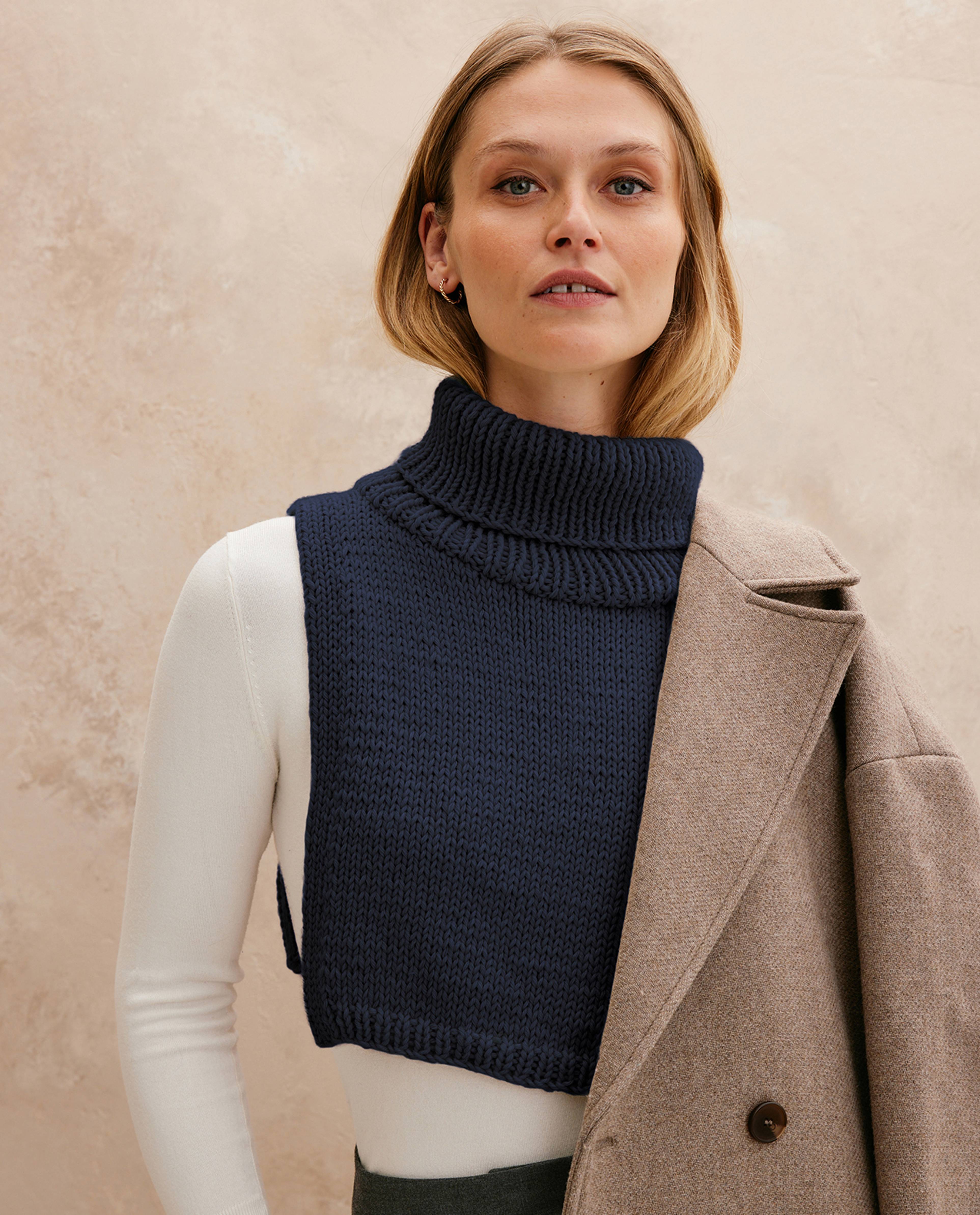 Modèle Femme Plastron Taylor