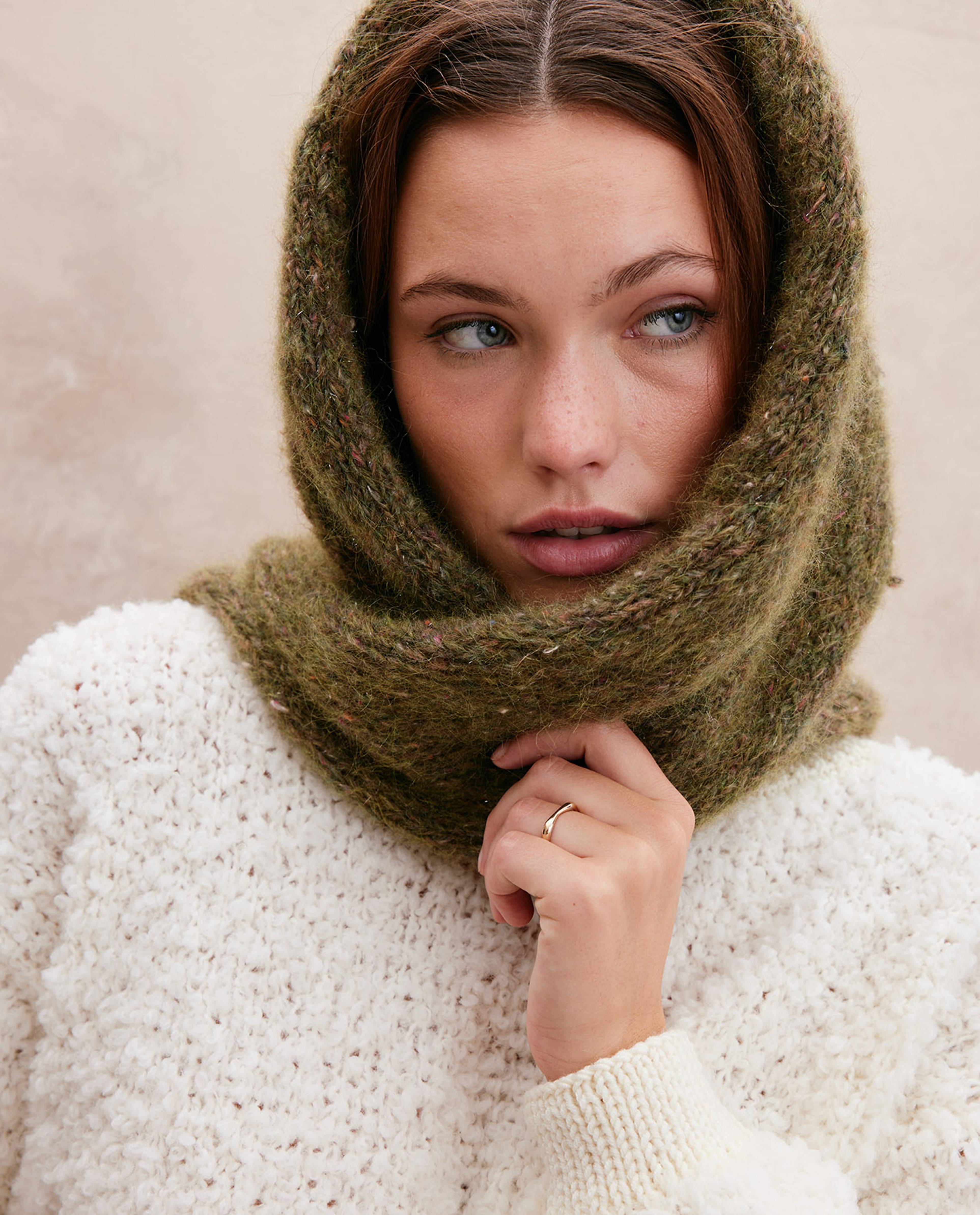 Modèle Echarpe Capuche Vao Taille L