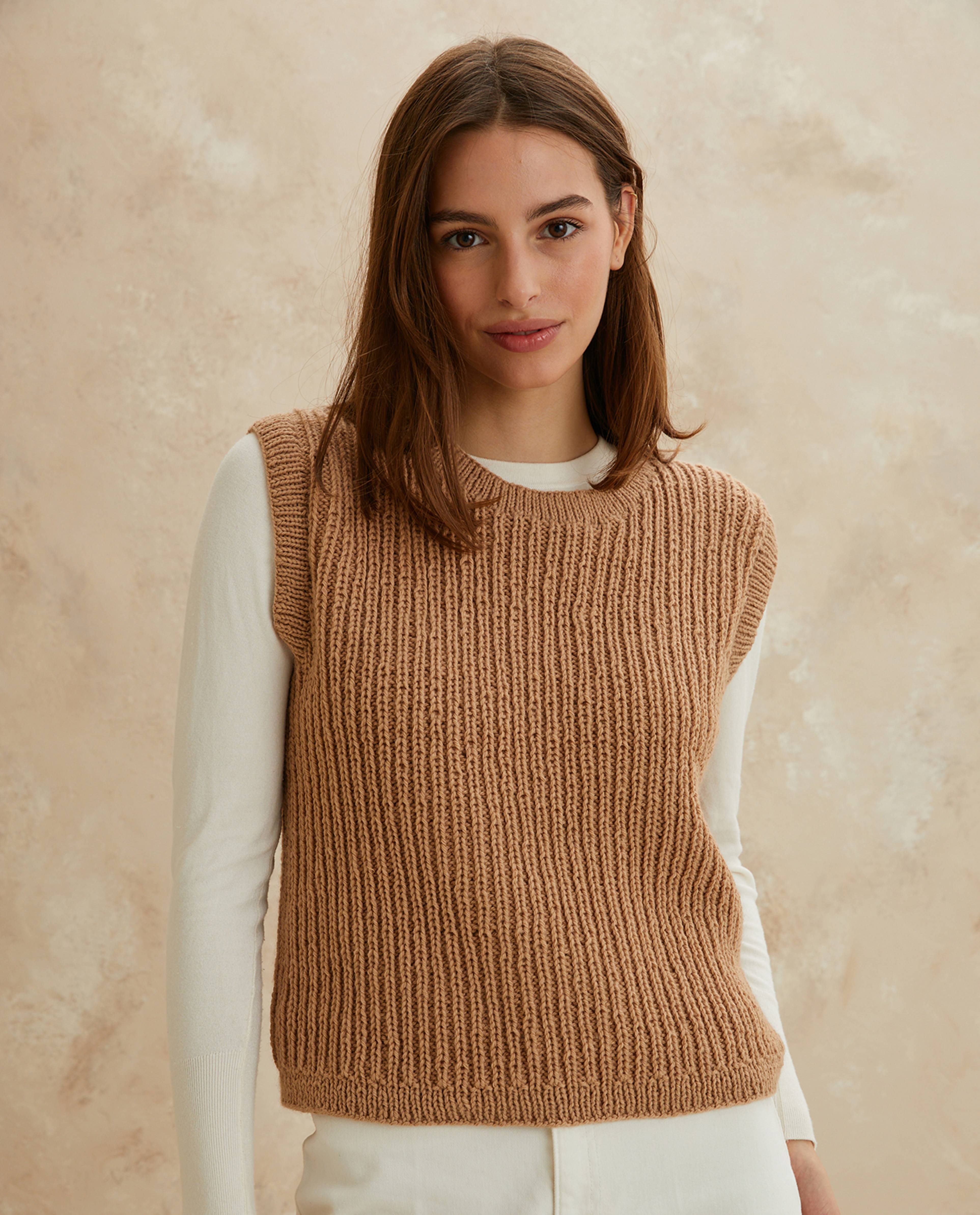 Vrouwelijke Mouwloze Pullover Model Thibault