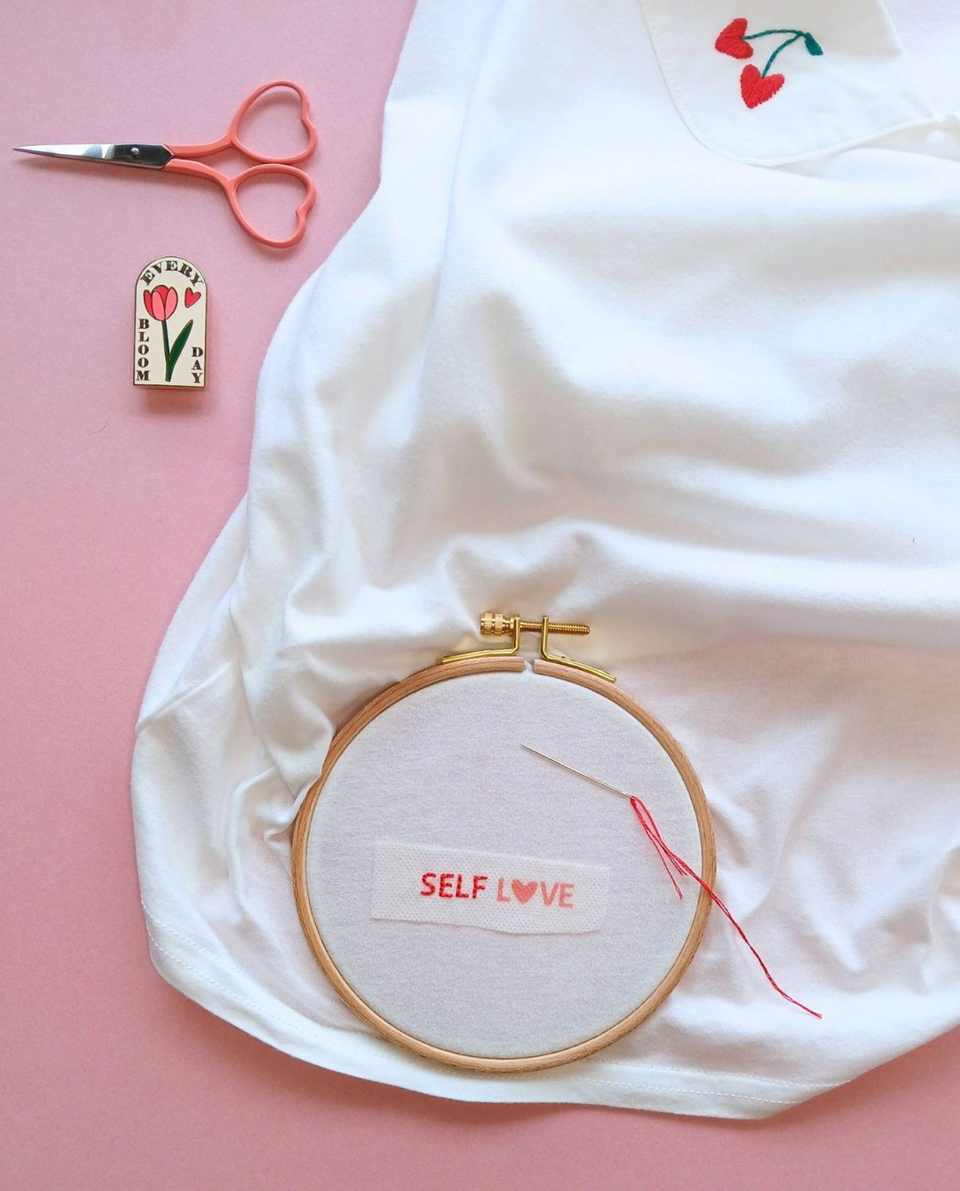 Embroidery Kit Love By Romane Sérazin