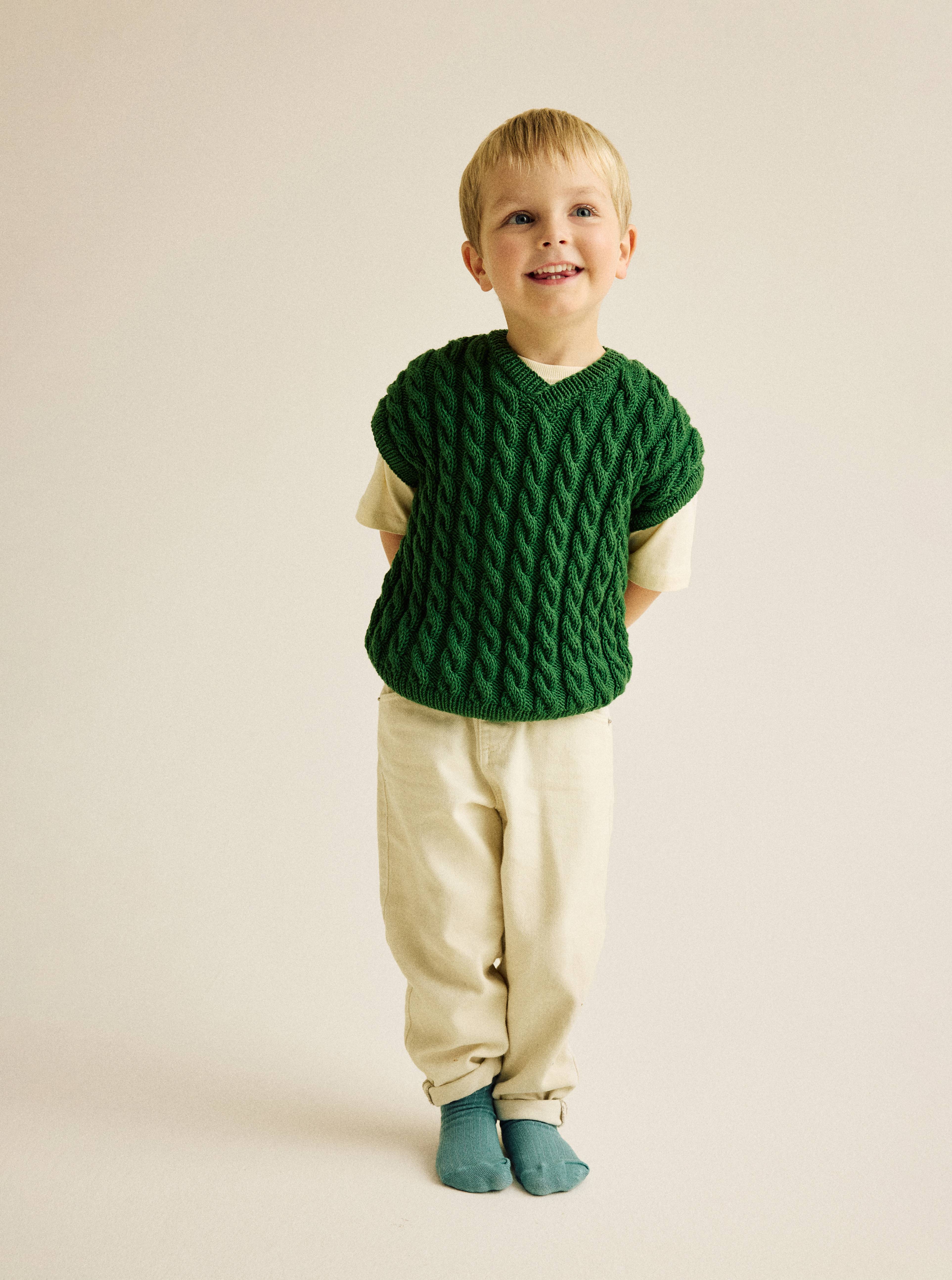Modèle Pull Sans Manche Enfant Tanguy