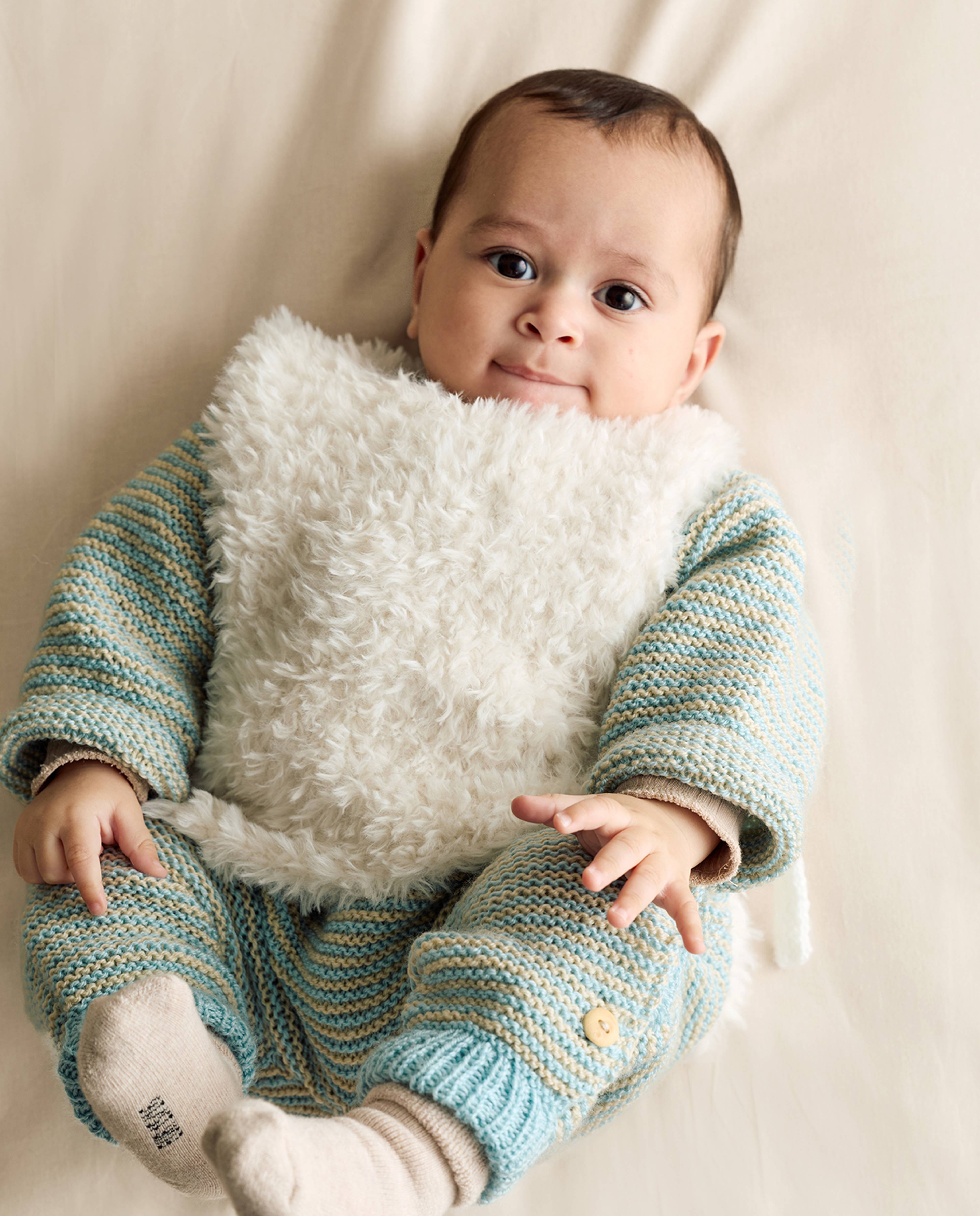 Modèle Plastron Layette Ugo