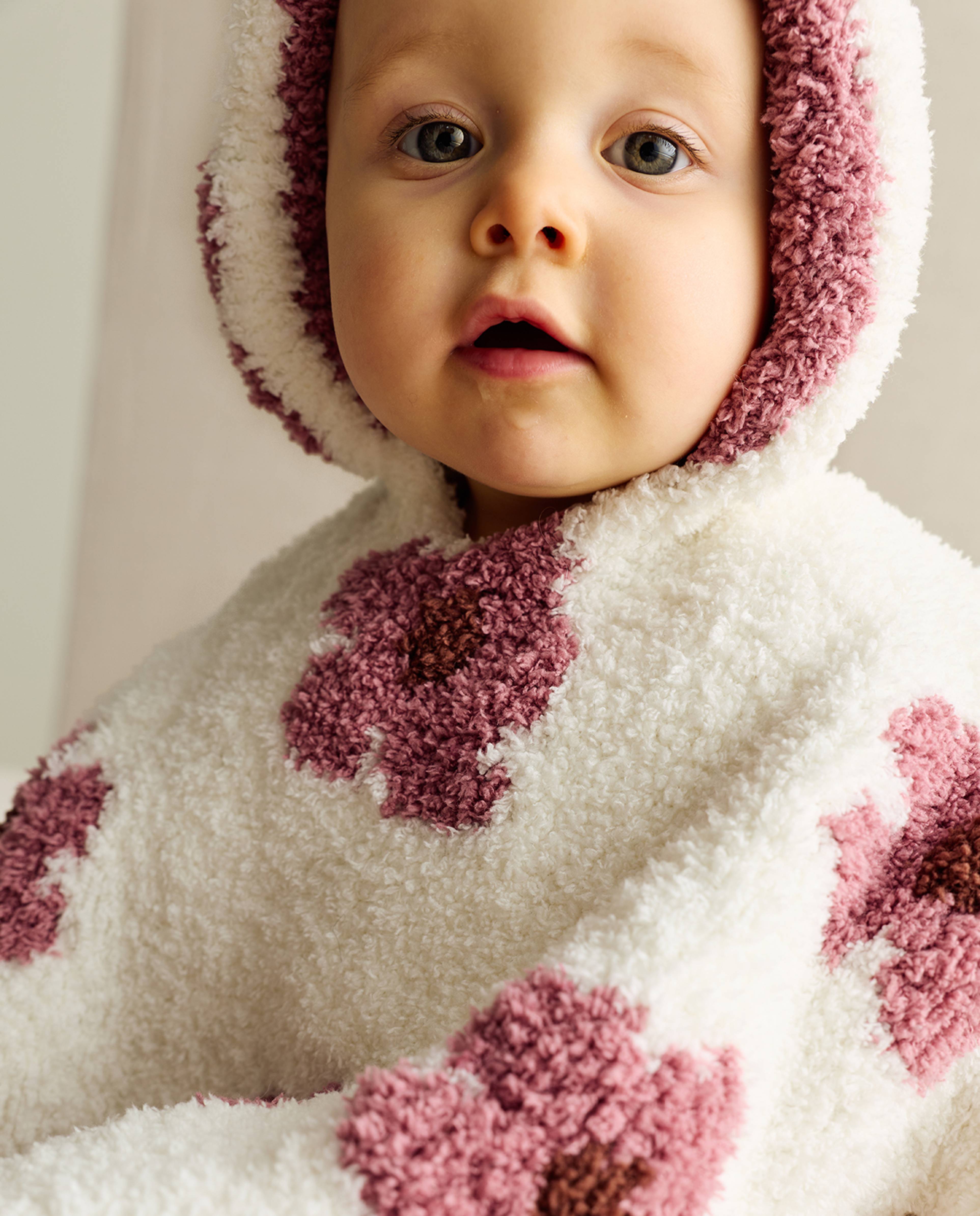 Modèle Poncho Layette Oli
