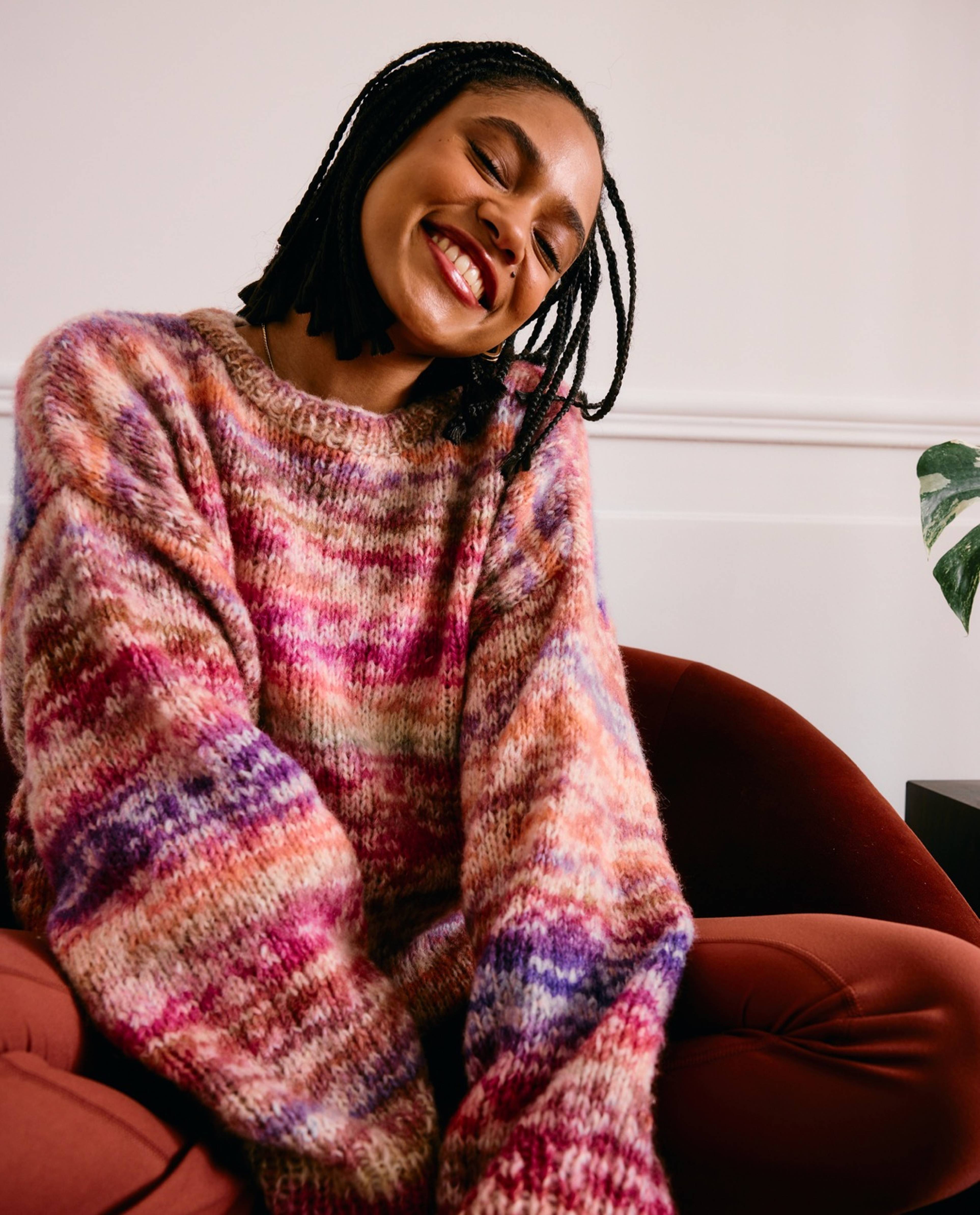 Women's Sweater Model Talia