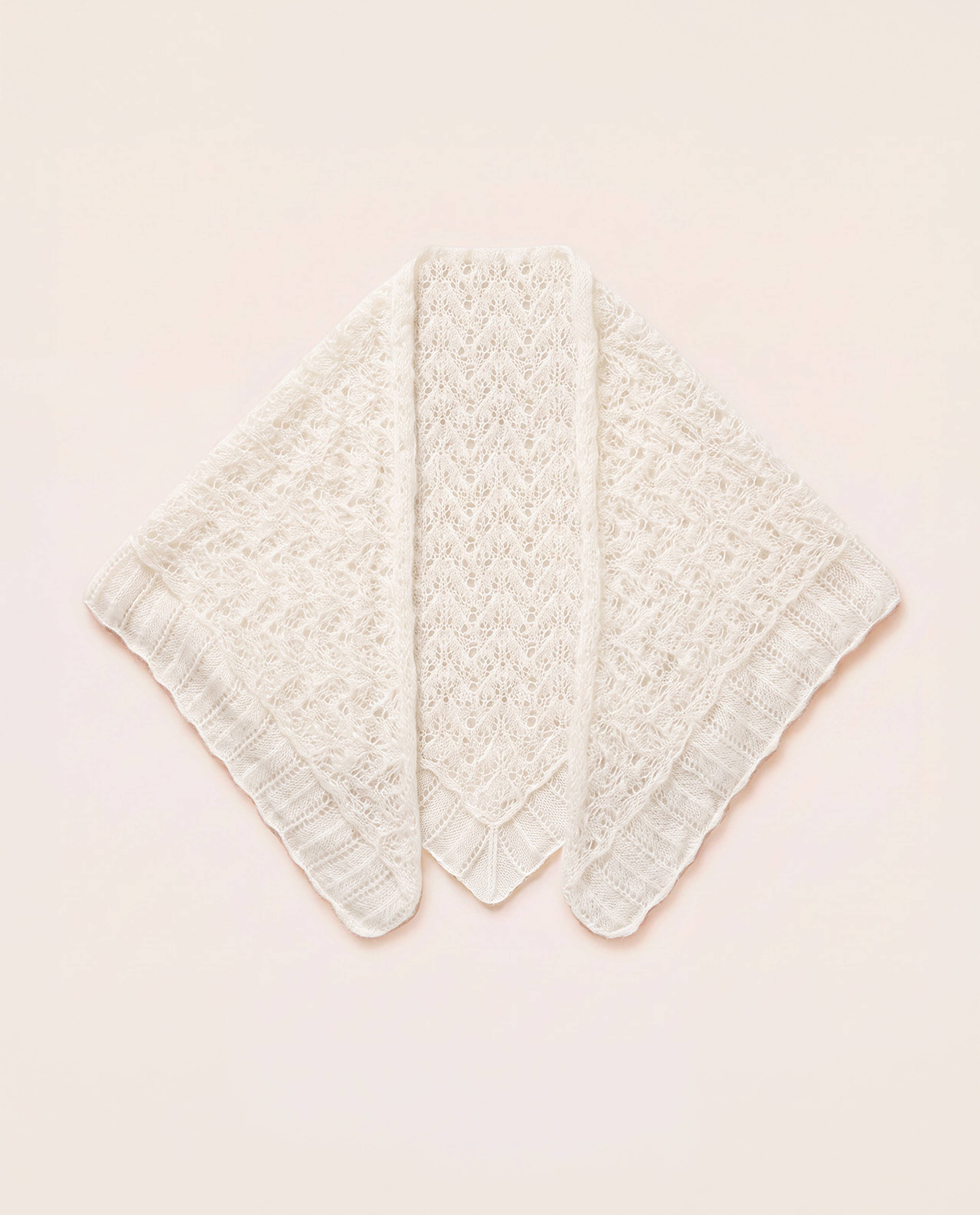Modèle Accessoire Châle Femme Céléna