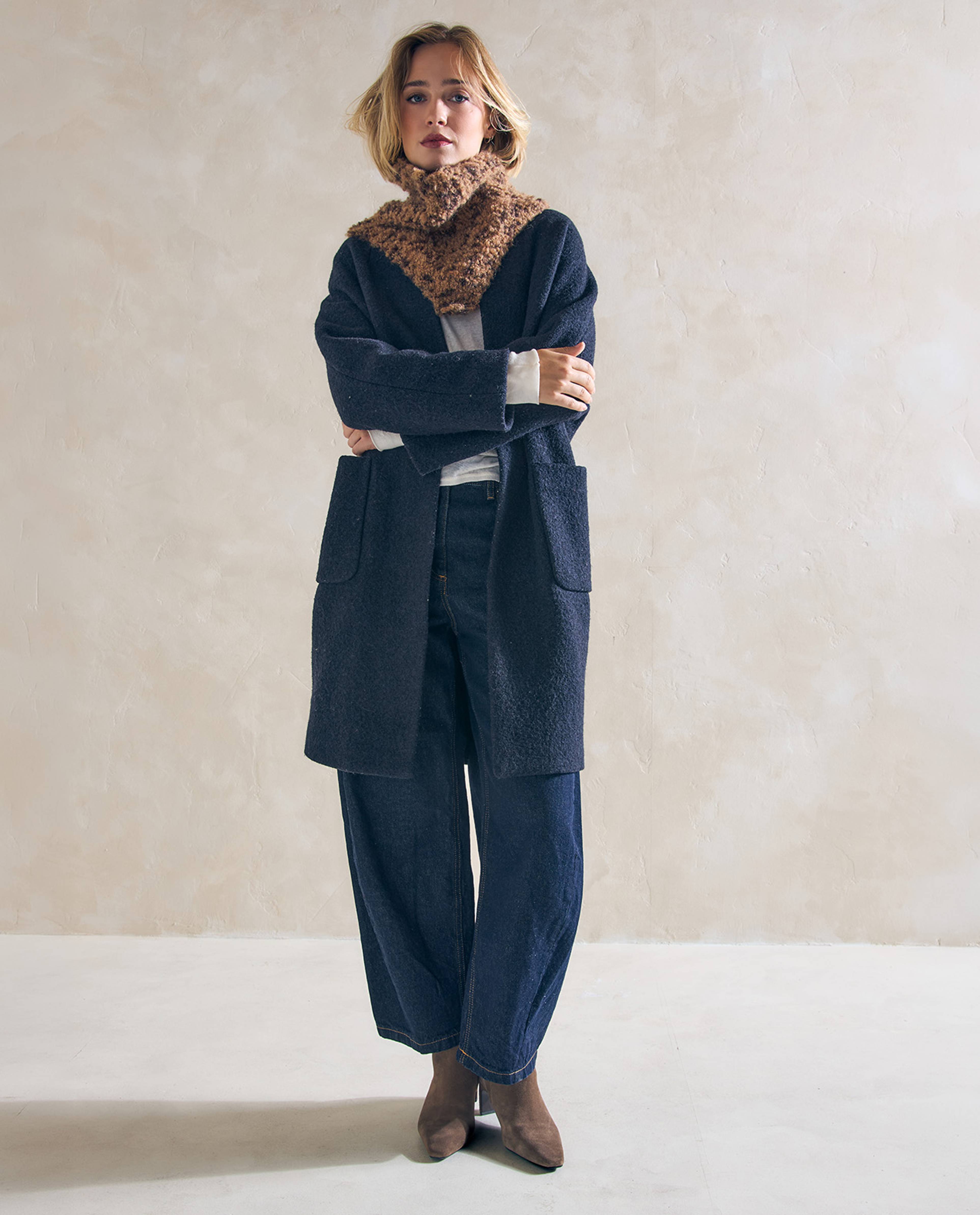 Modèle Accessoire Plastron Cassandra