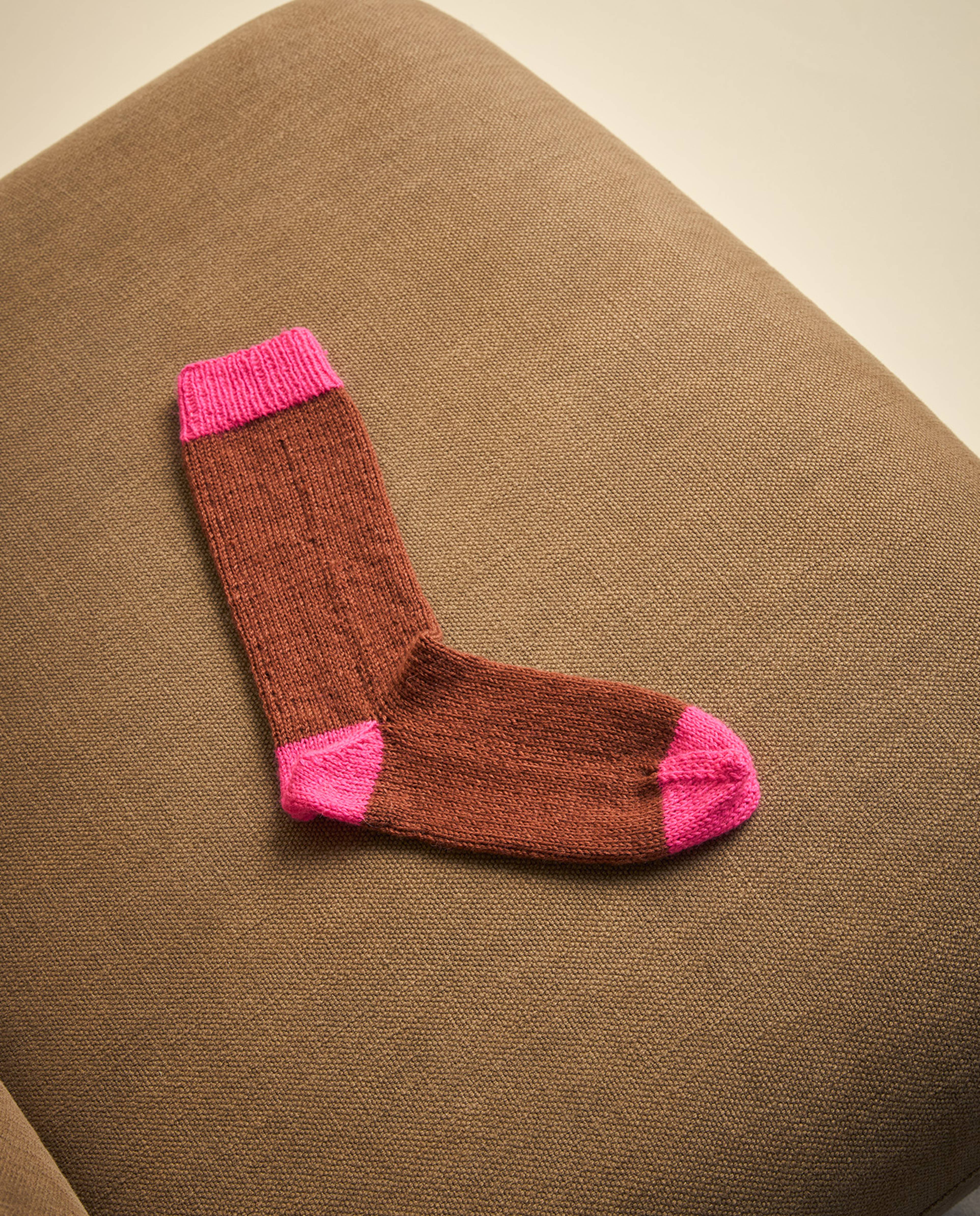Modèle Accessoire Chaussettes Emile