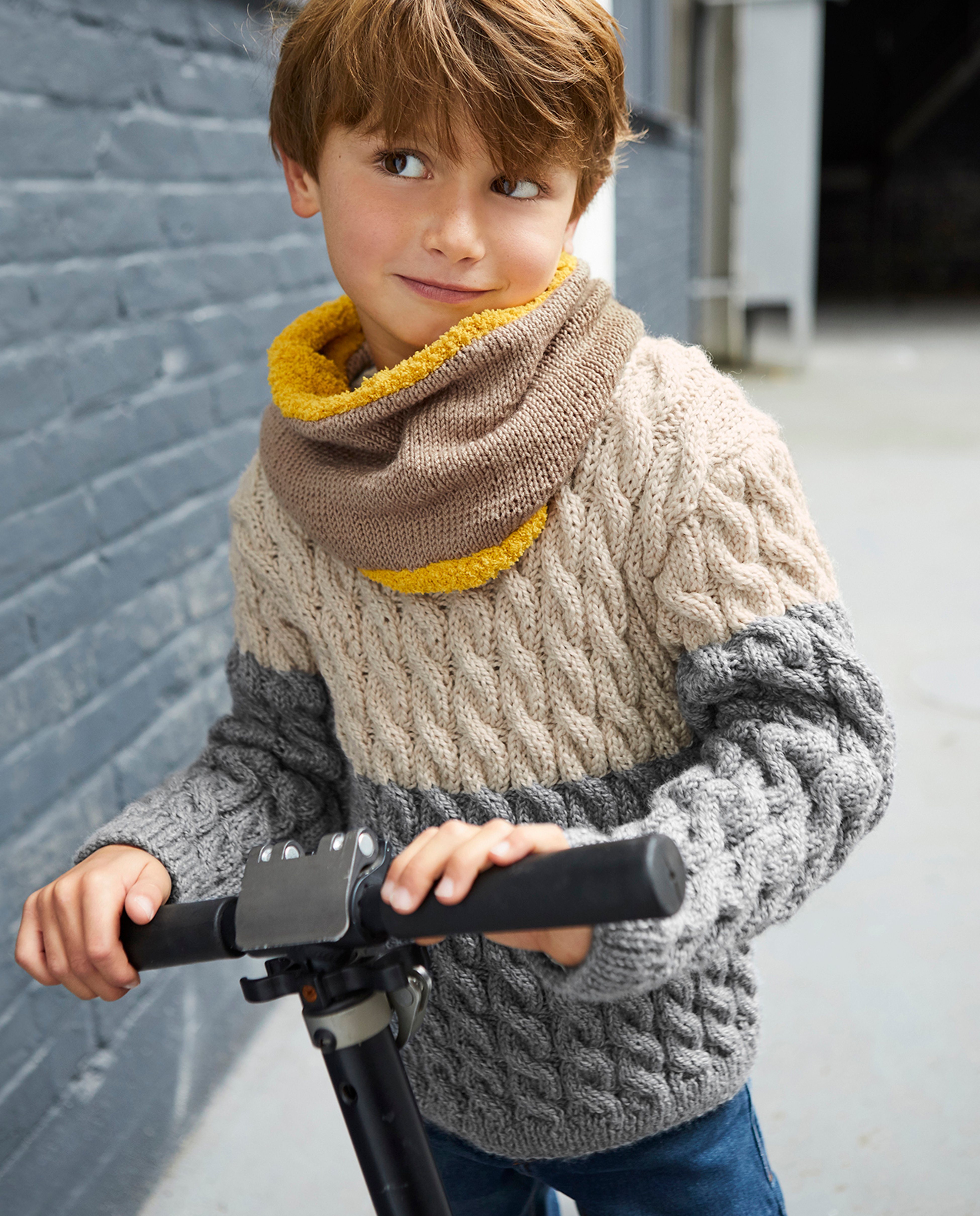 Anatole Boy's Snood Pattern in Phil Merinos