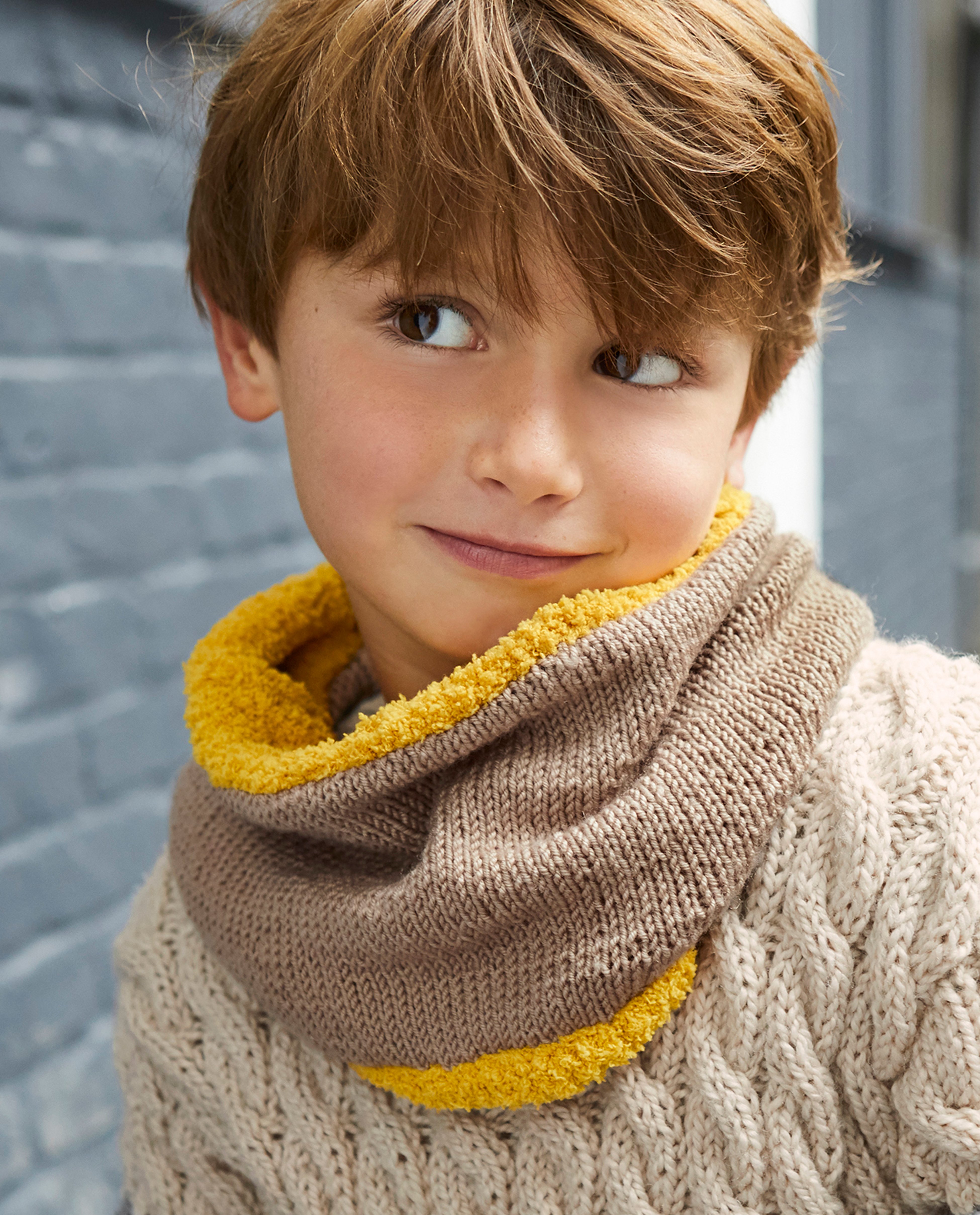 Anatole Boy's Snood Pattern in Phil Merinos