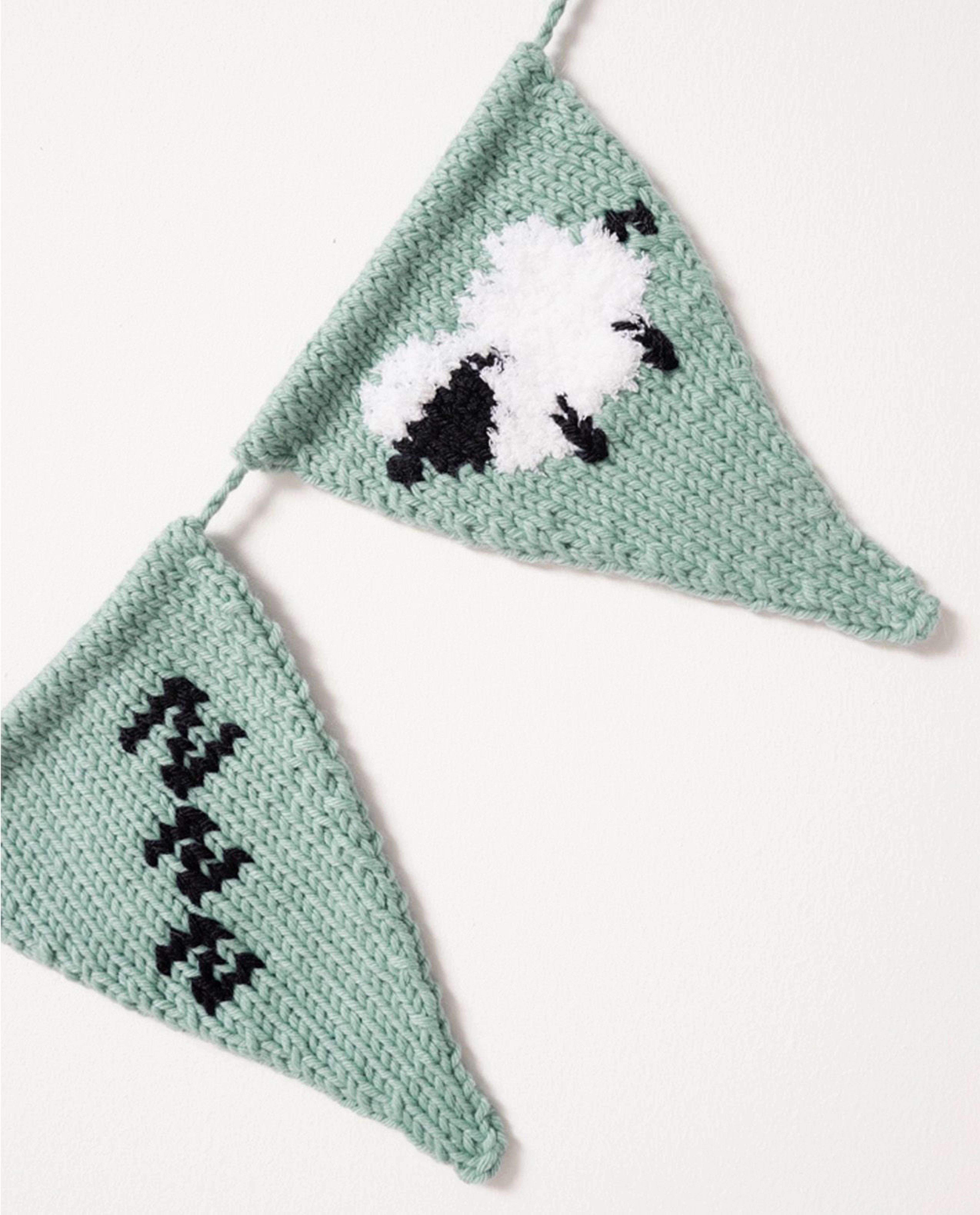 Leon Bunting Decoration Pattern