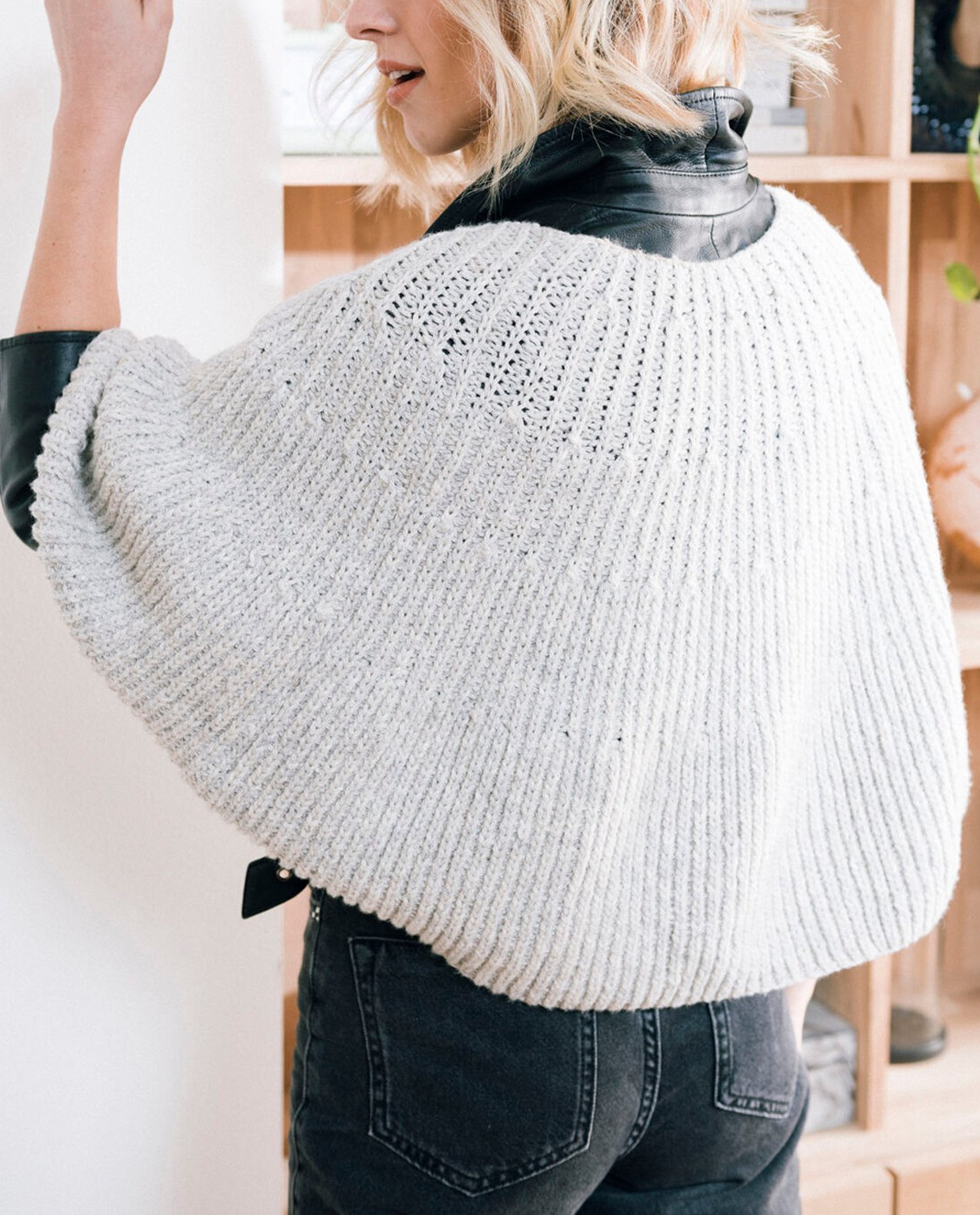 Schouderwarmer Model Phil Alpaga Katoen