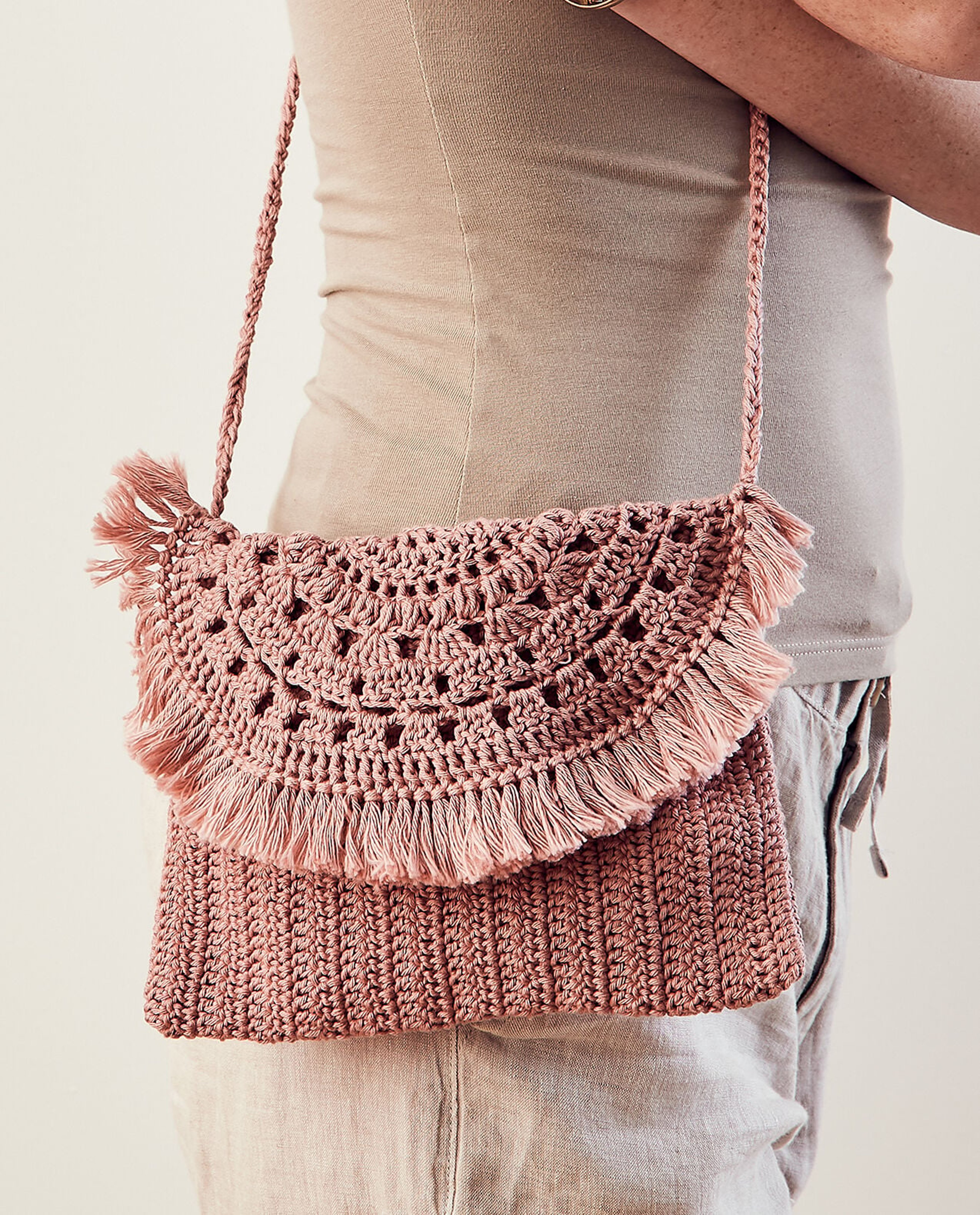 Kaili Women's Pouch Pattern