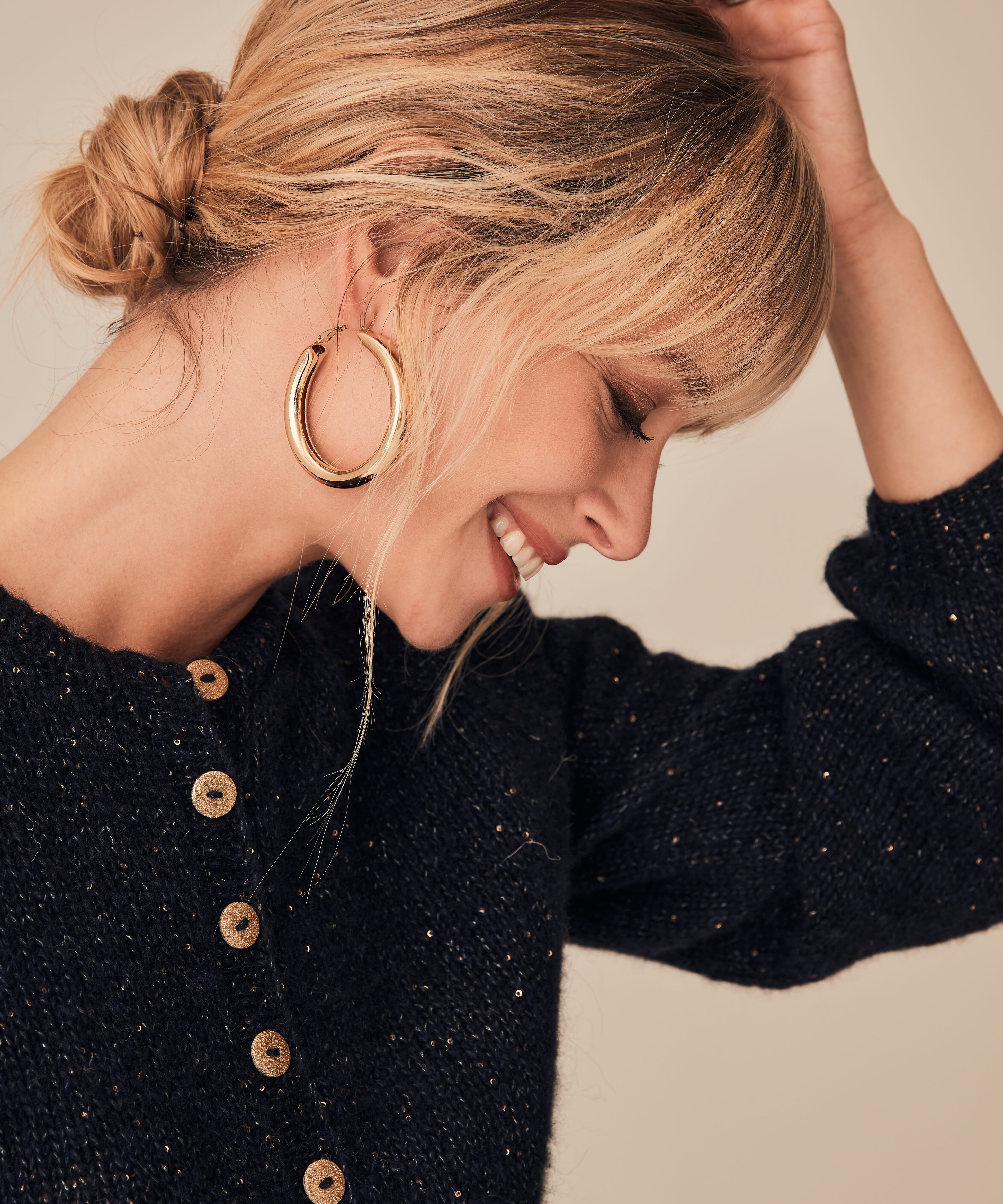 Women's Sweater Model Shanel