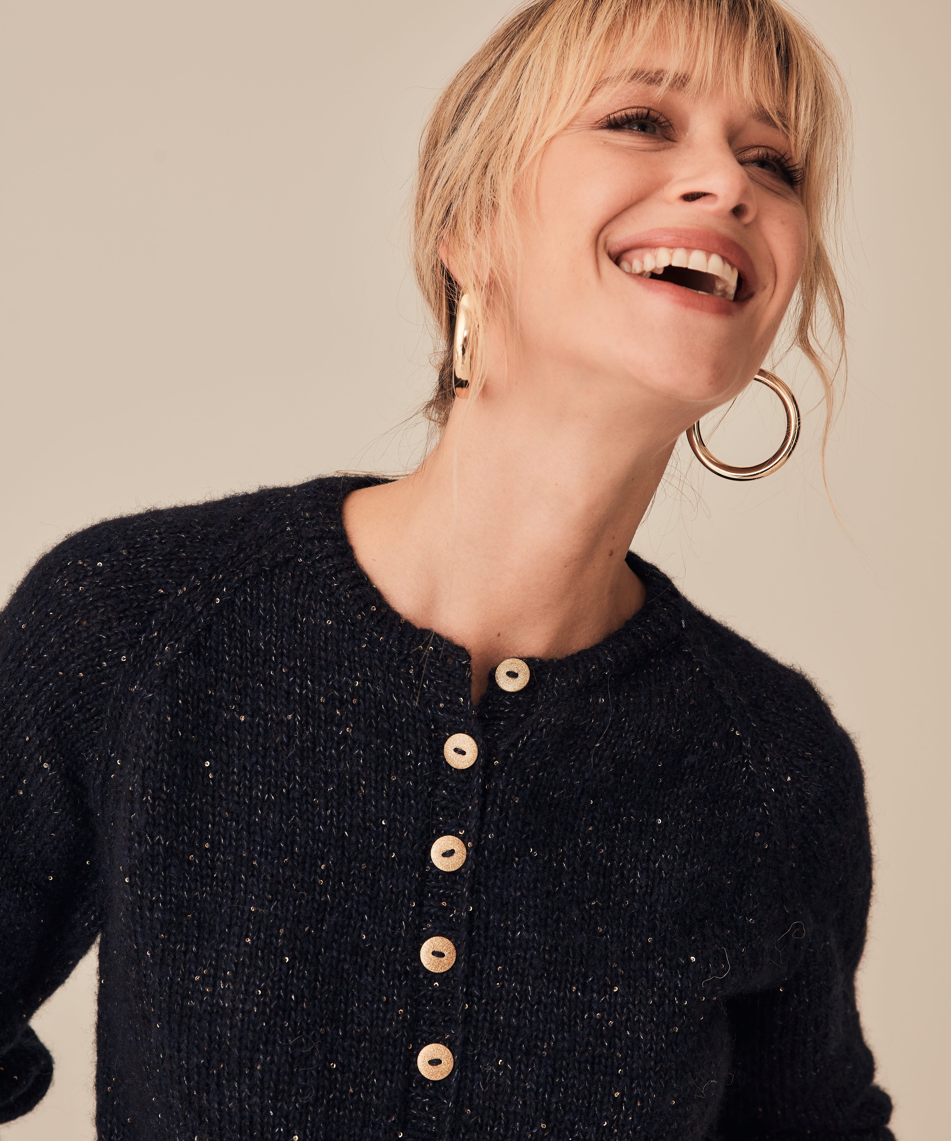 Women's Sweater Model Shanel