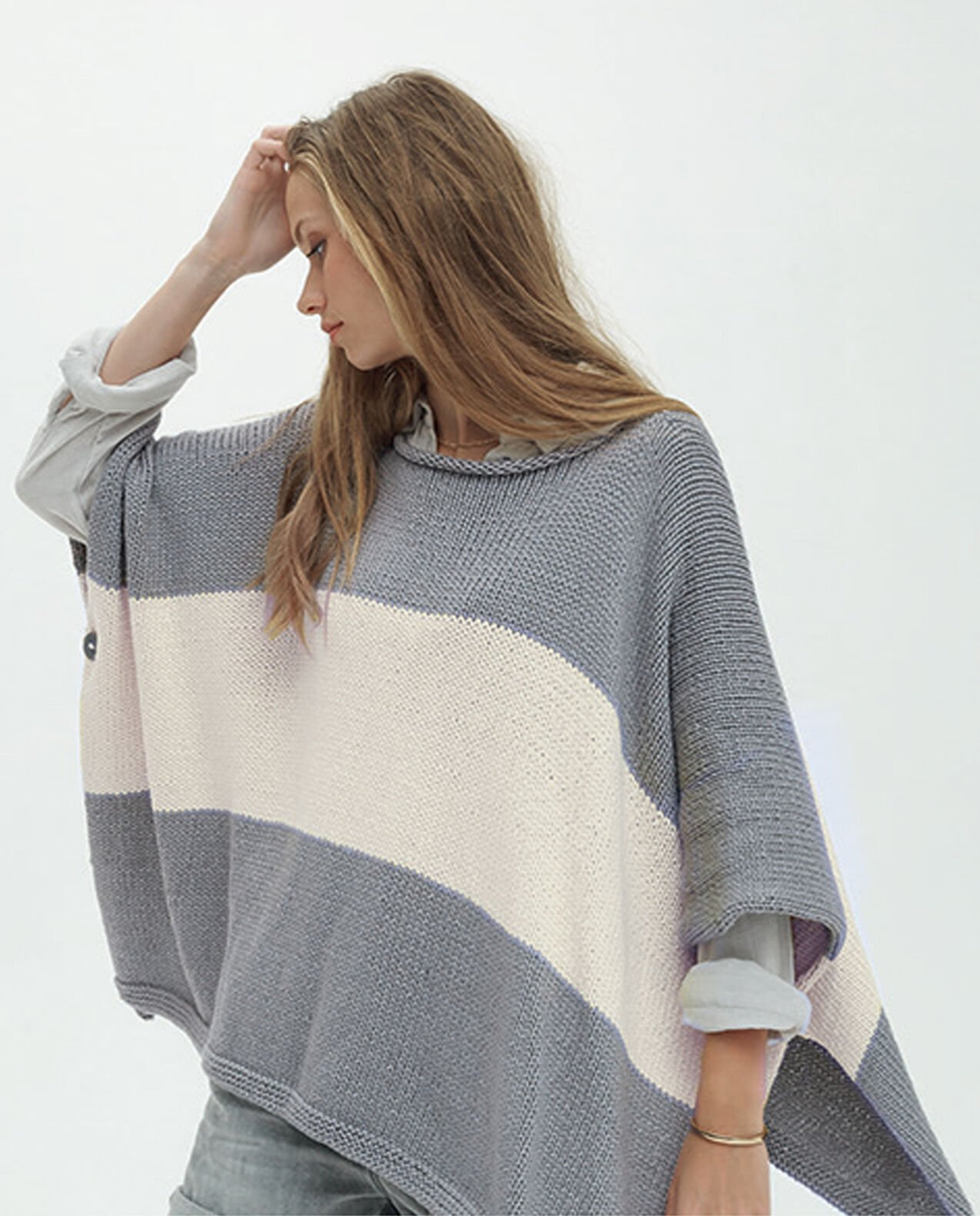 Women's Poncho Model Rita