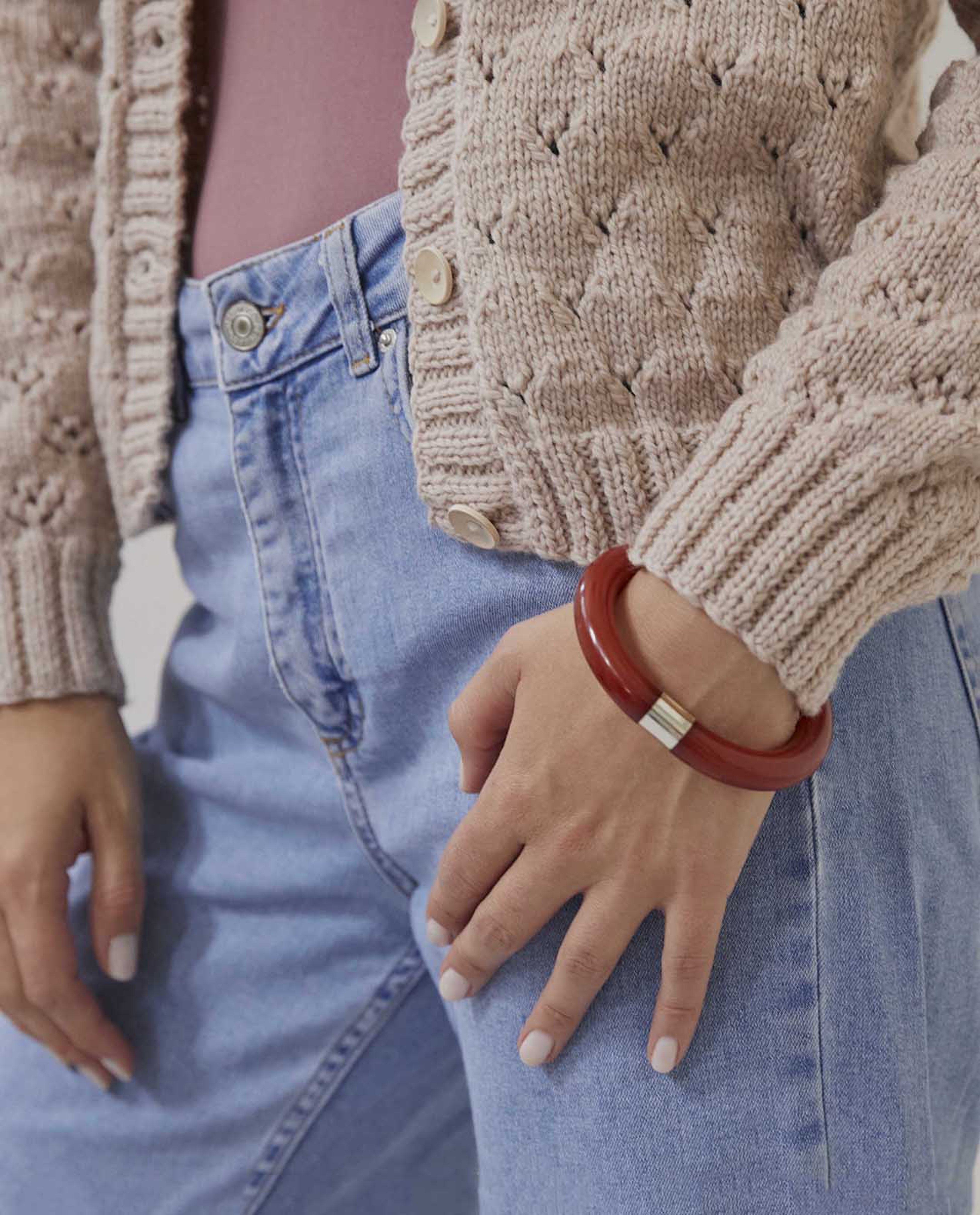 Women's Cardigan Model Phil Ecolaine