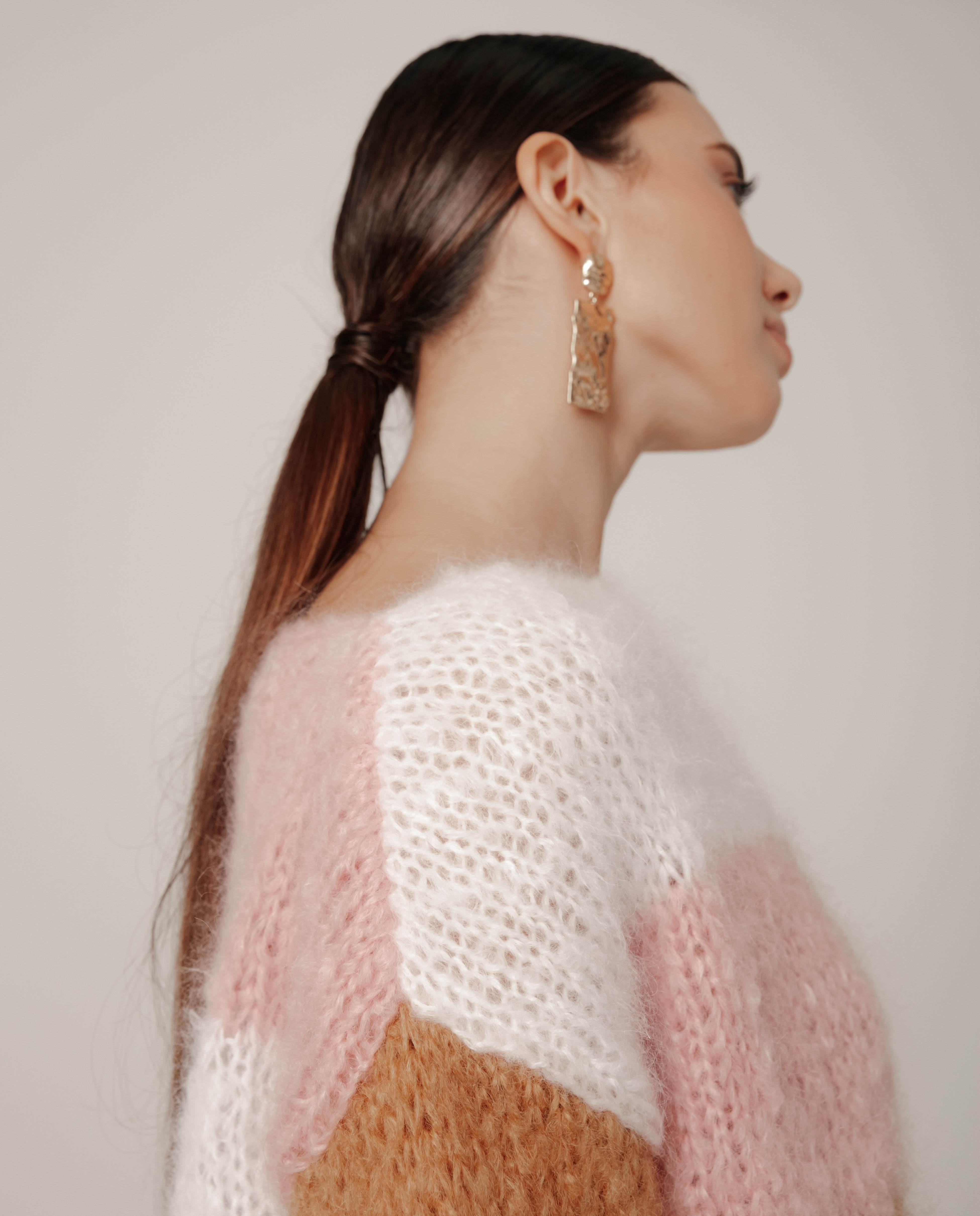 Women's Sweater Model Lara