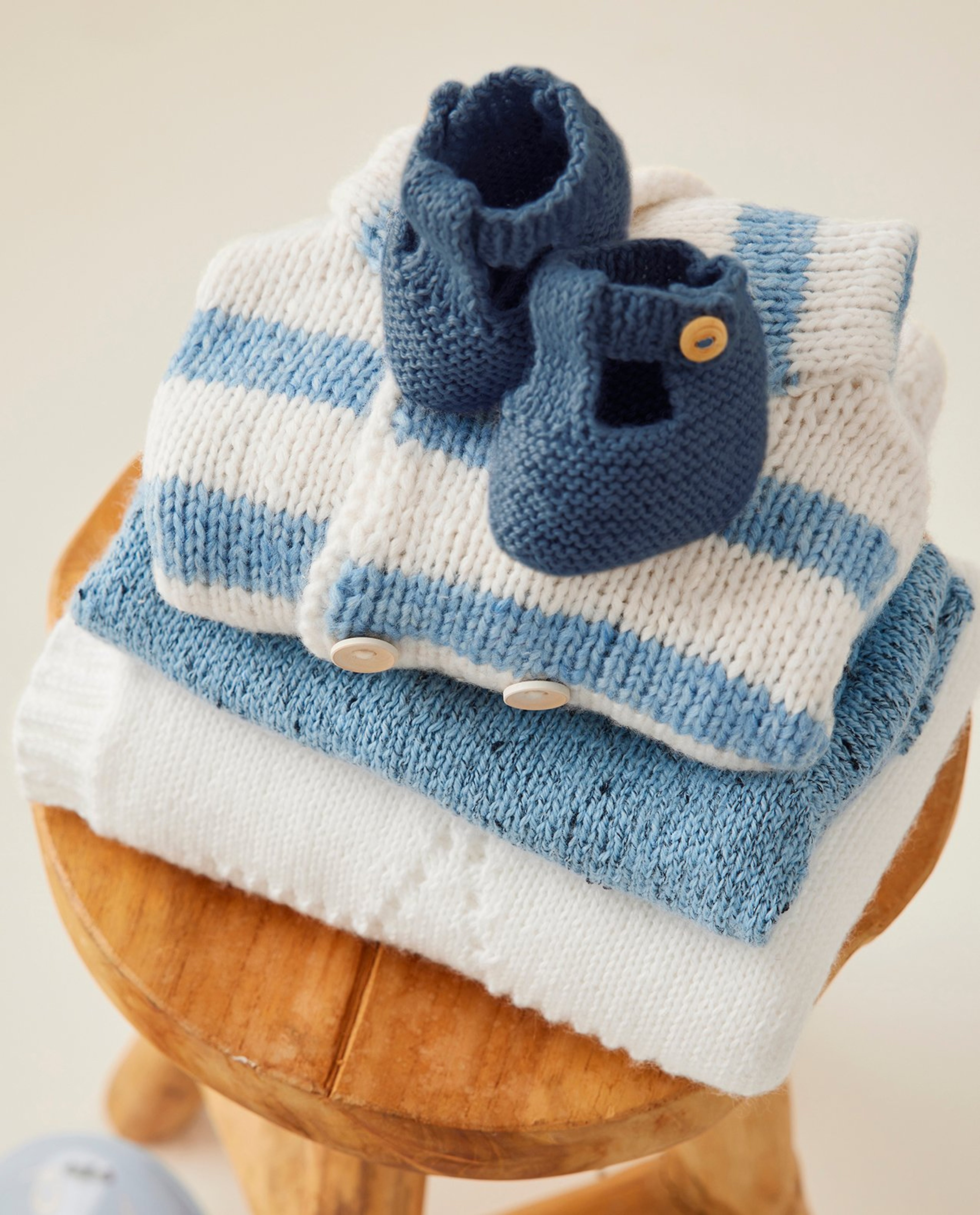 Baby Cardigan Benoît Pattern