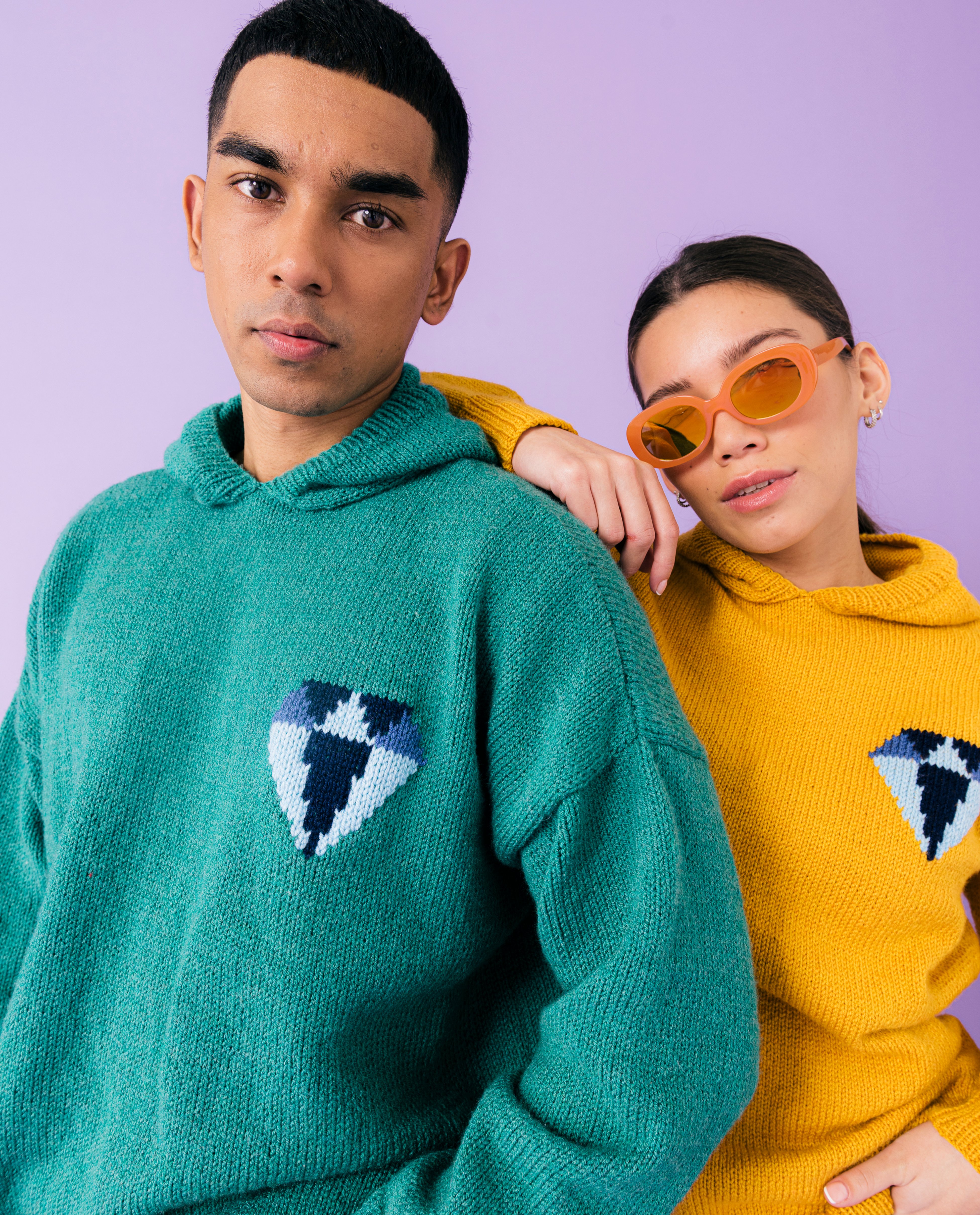 Unisex Sweater Model Davon