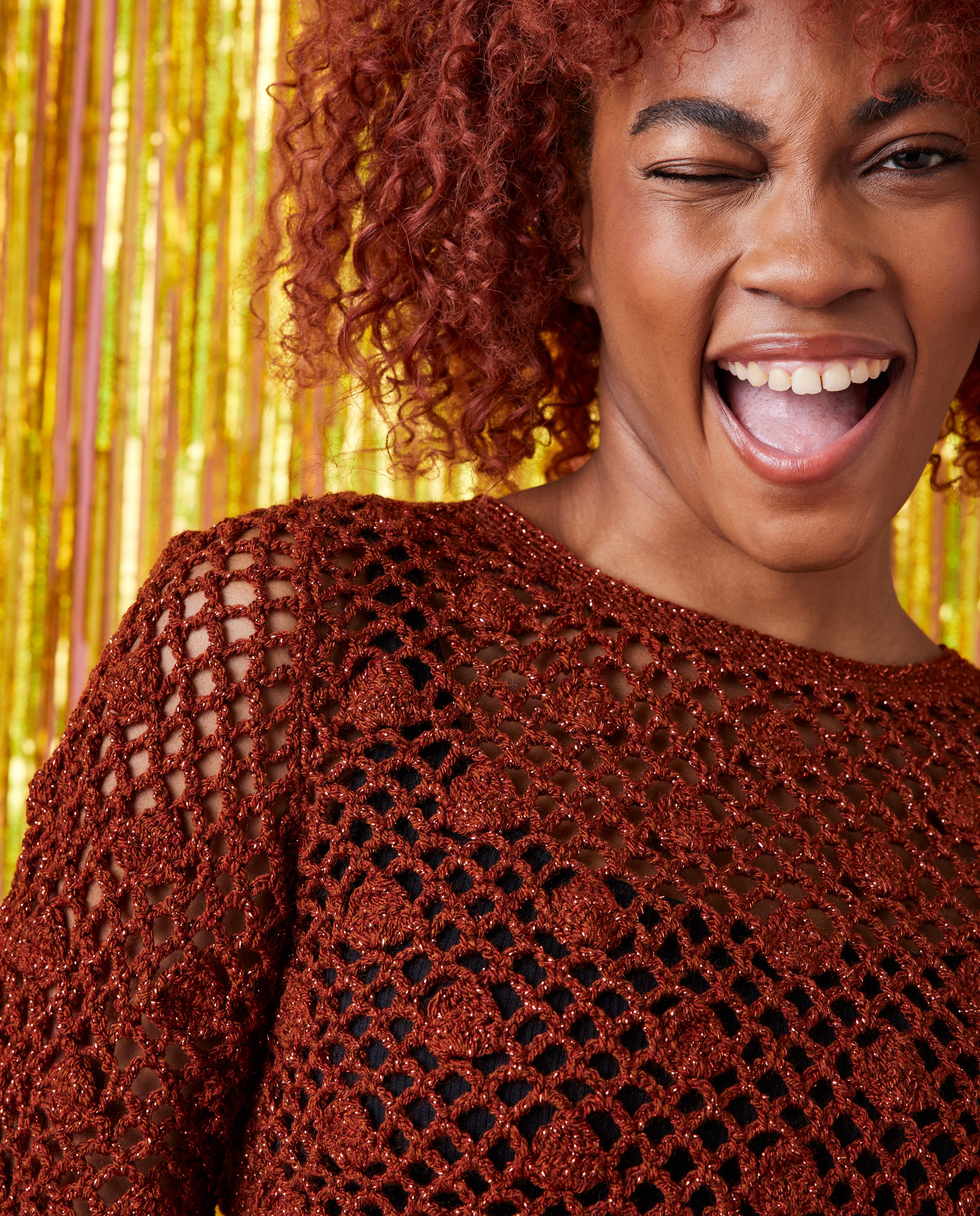 Délinda Women's Sweater Model