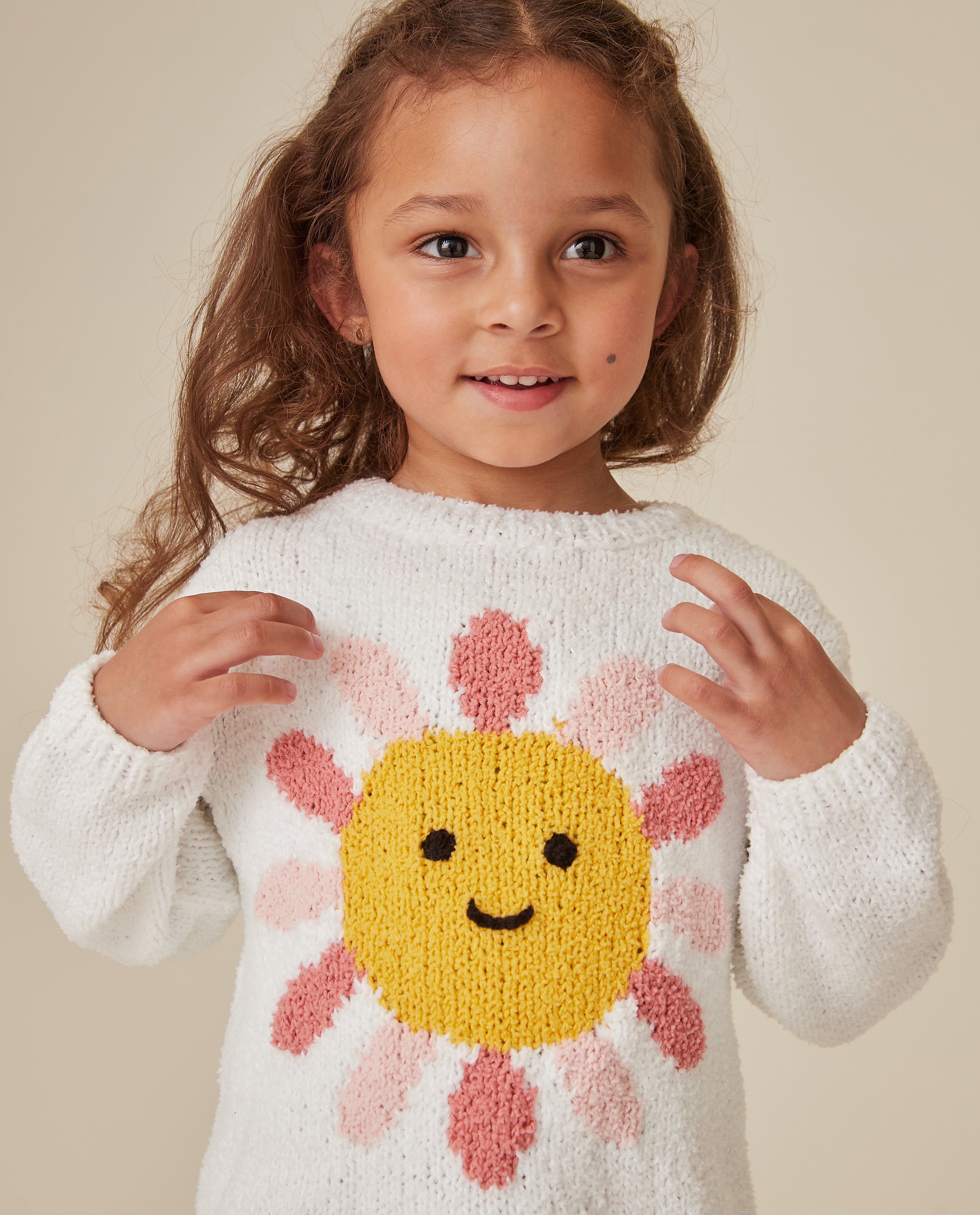 Solina Girl Sweater Model