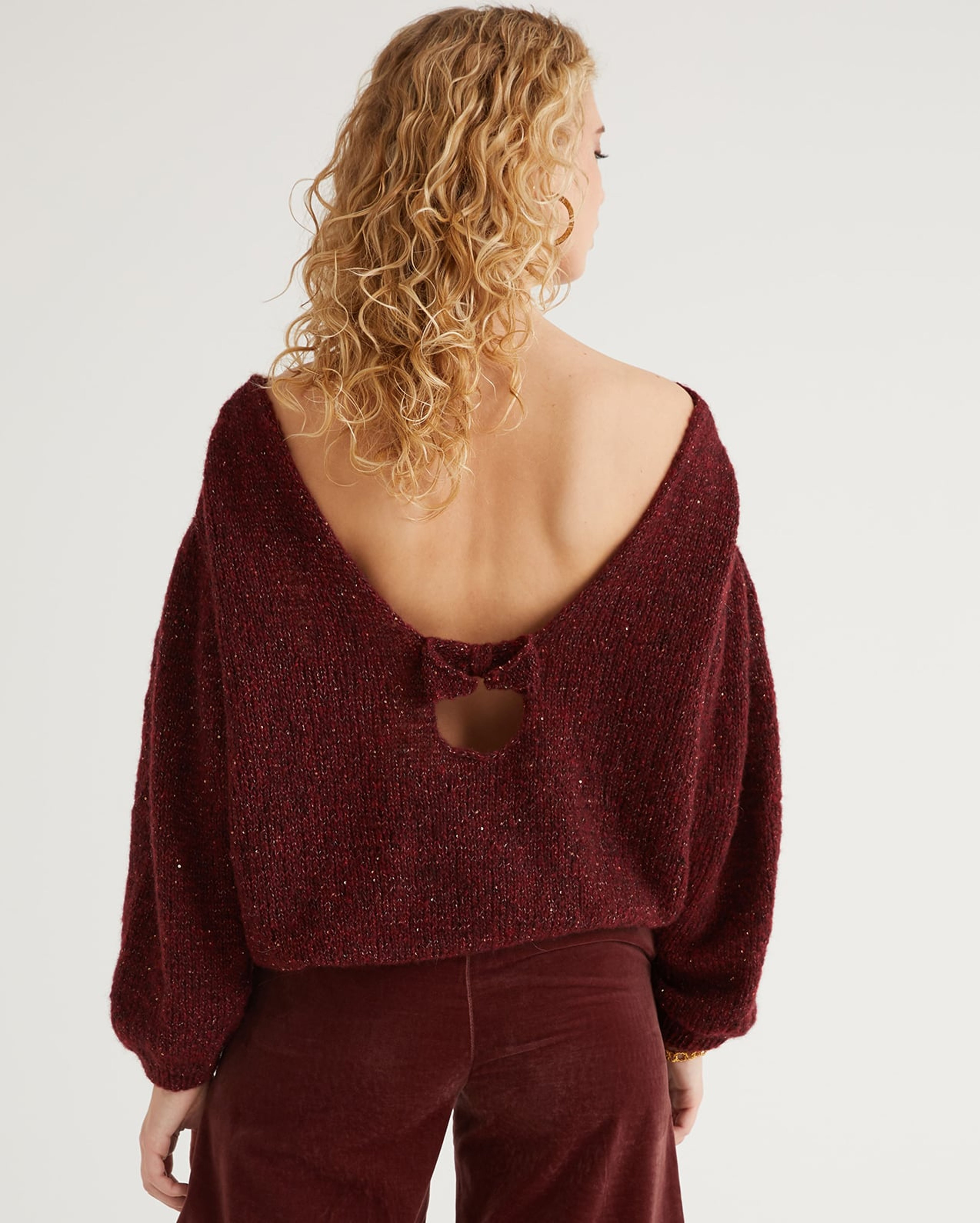 Ghalia Women's Sweater Model