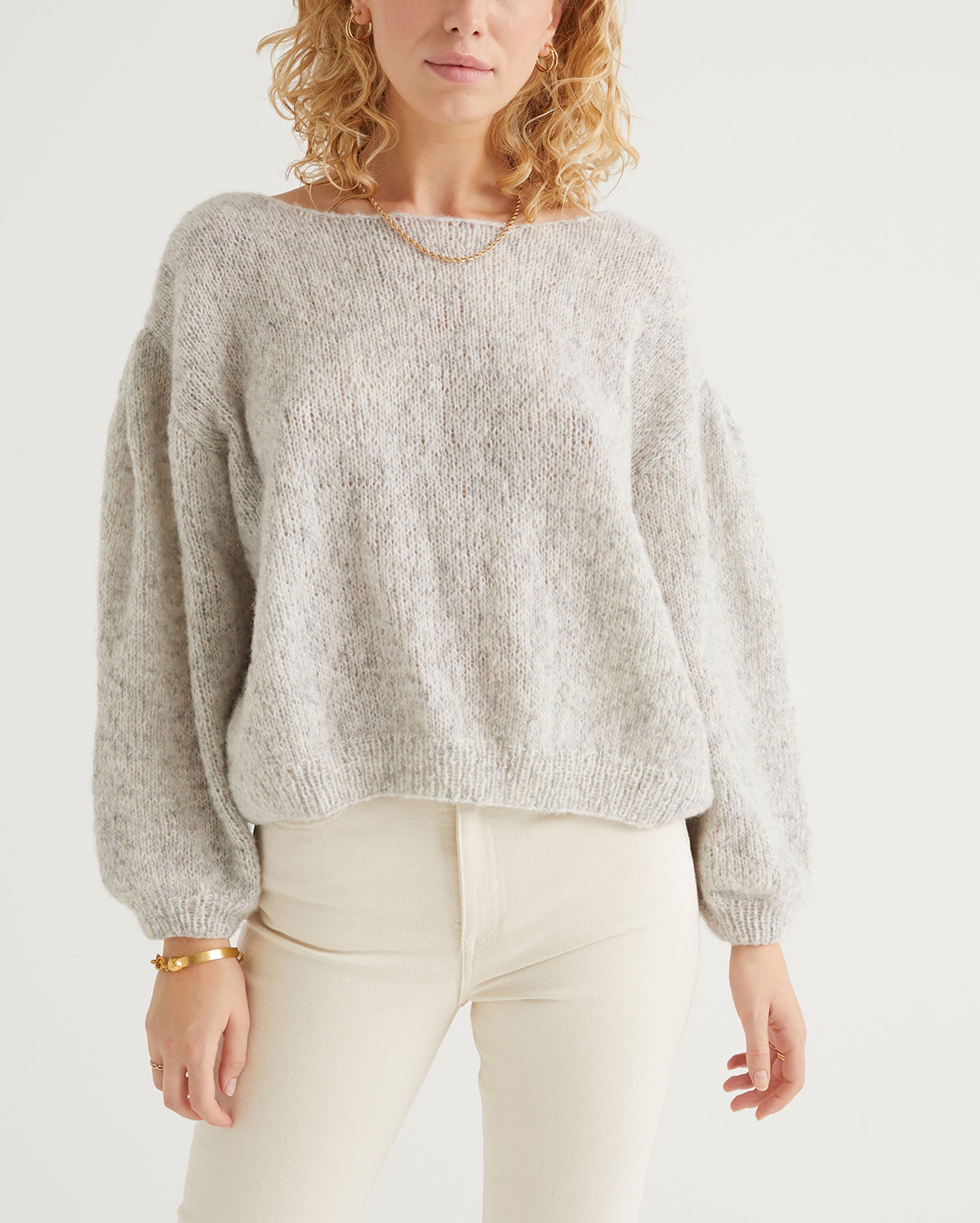 Ghalia Women's Sweater Model