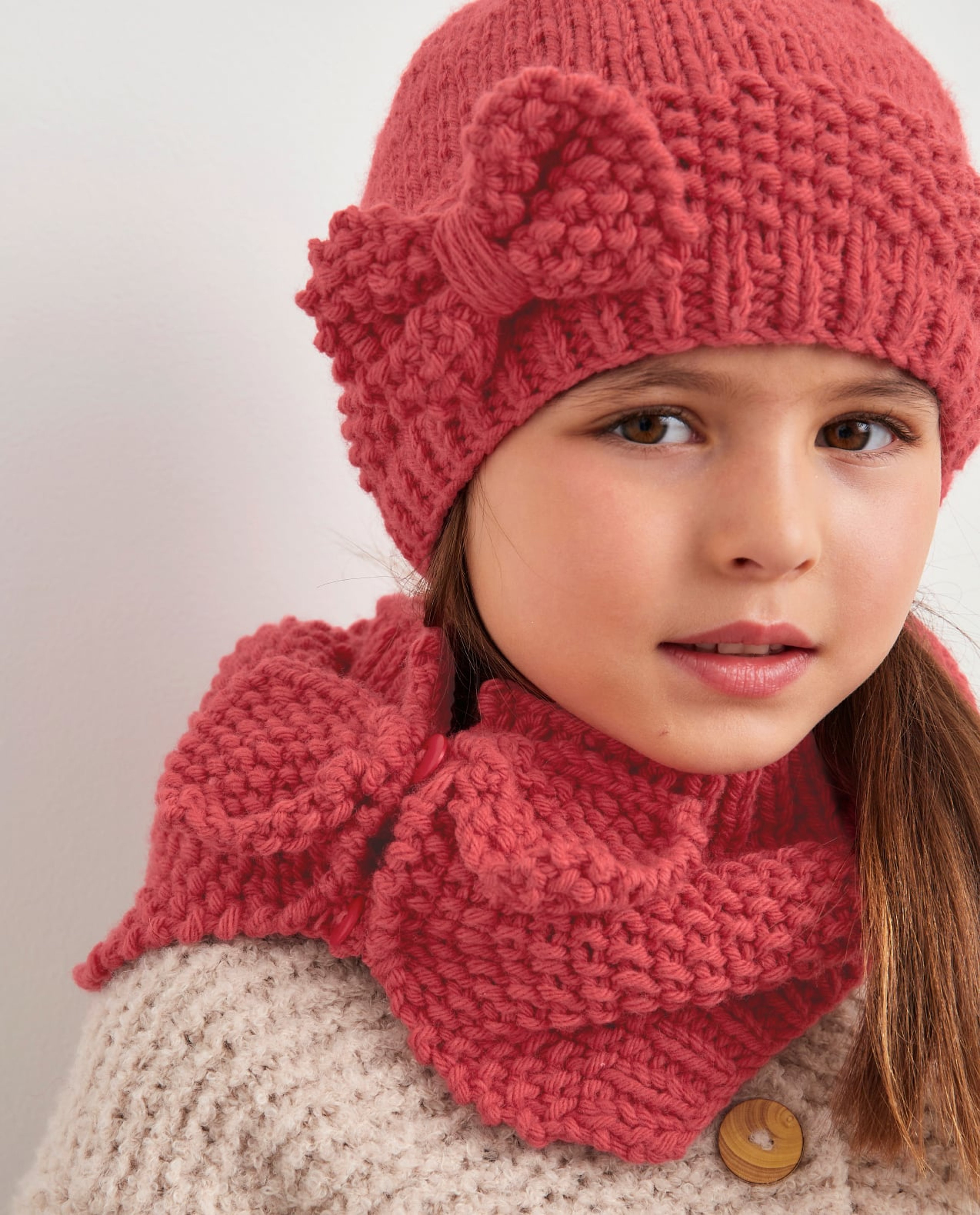 Kelly Girl's Snood Pattern