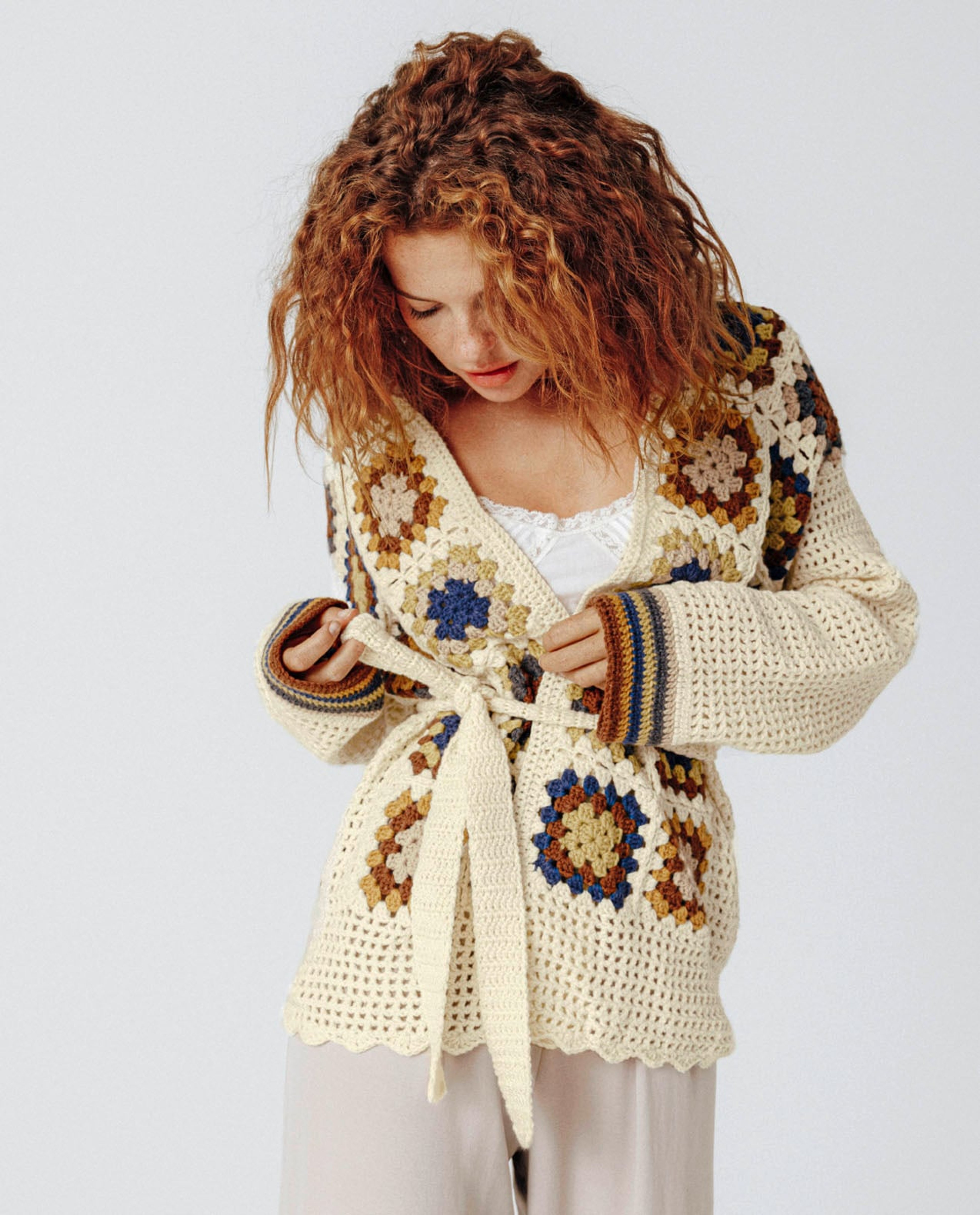 Prisca Women's Cardigan Model