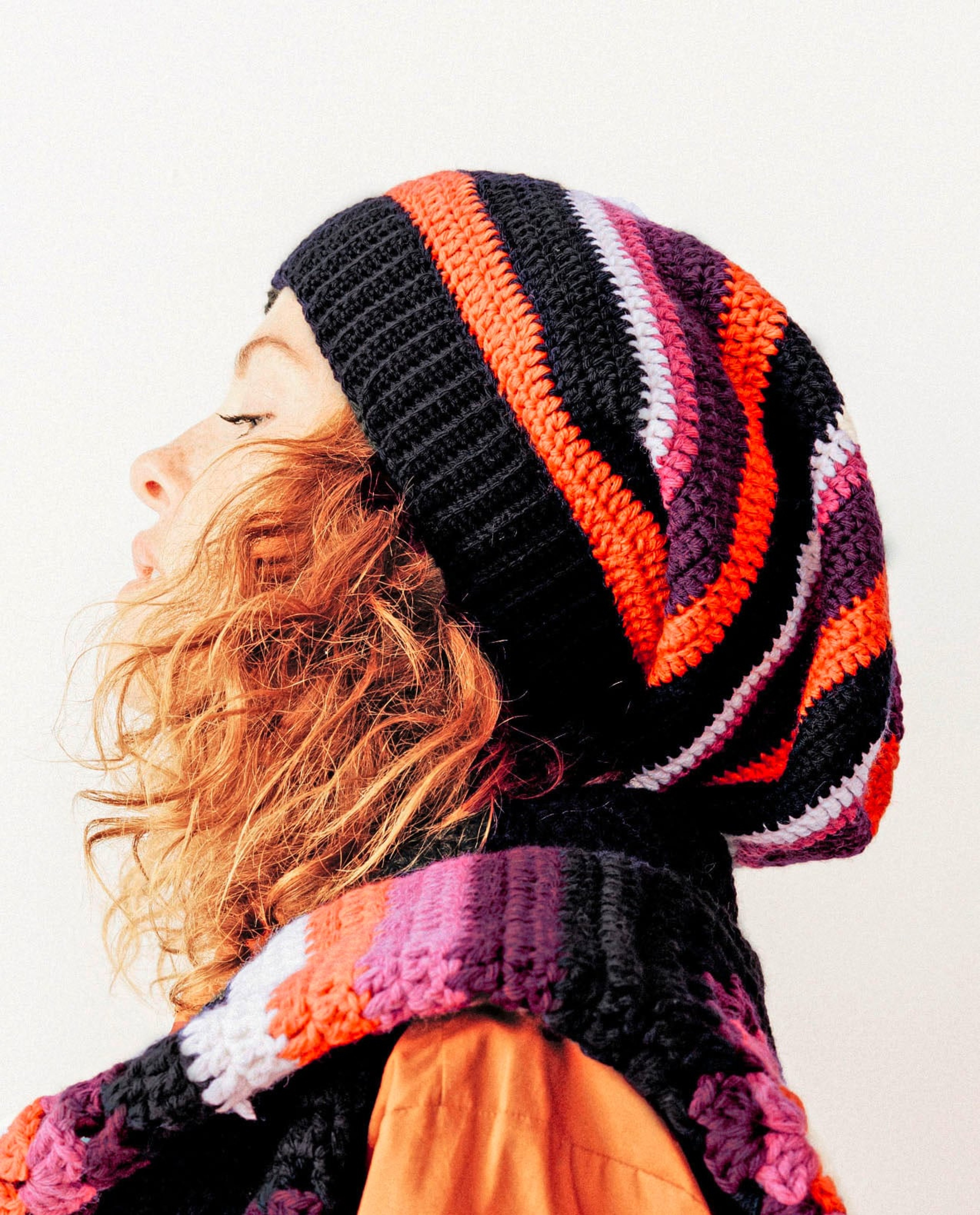 Women's Hat Model Paula Black