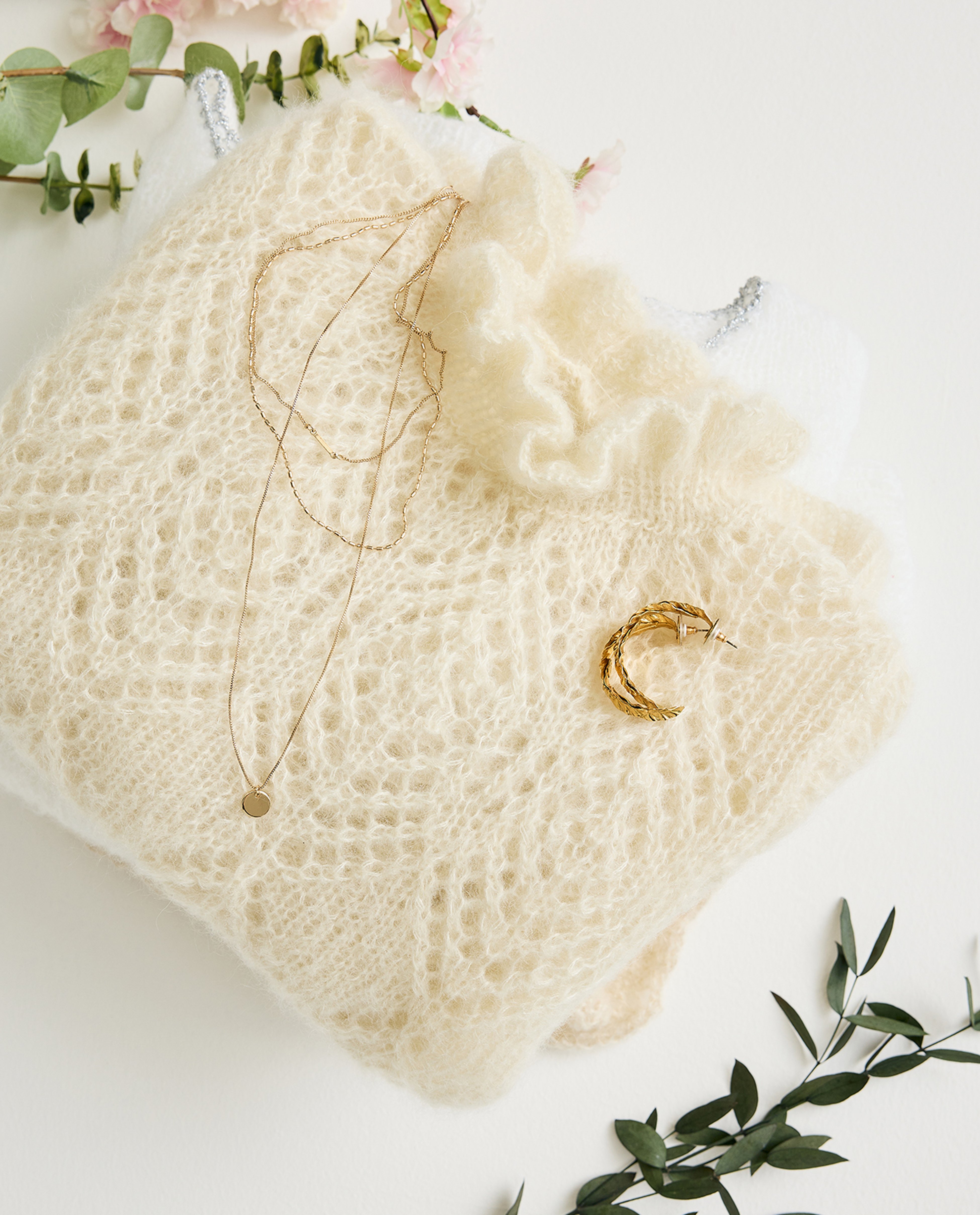 Women's Olympe Sweater Model