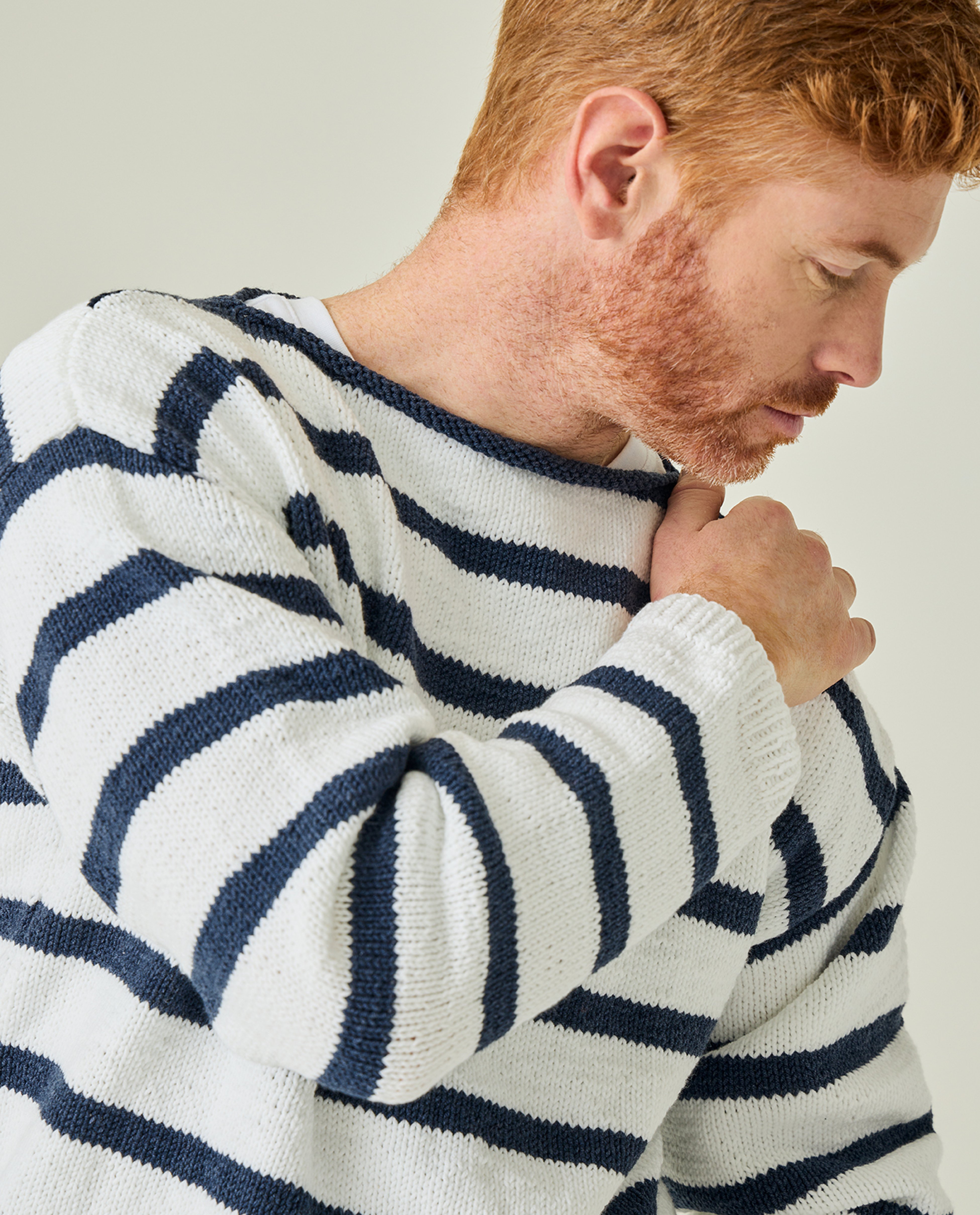 Men's Sweater Model Dylan