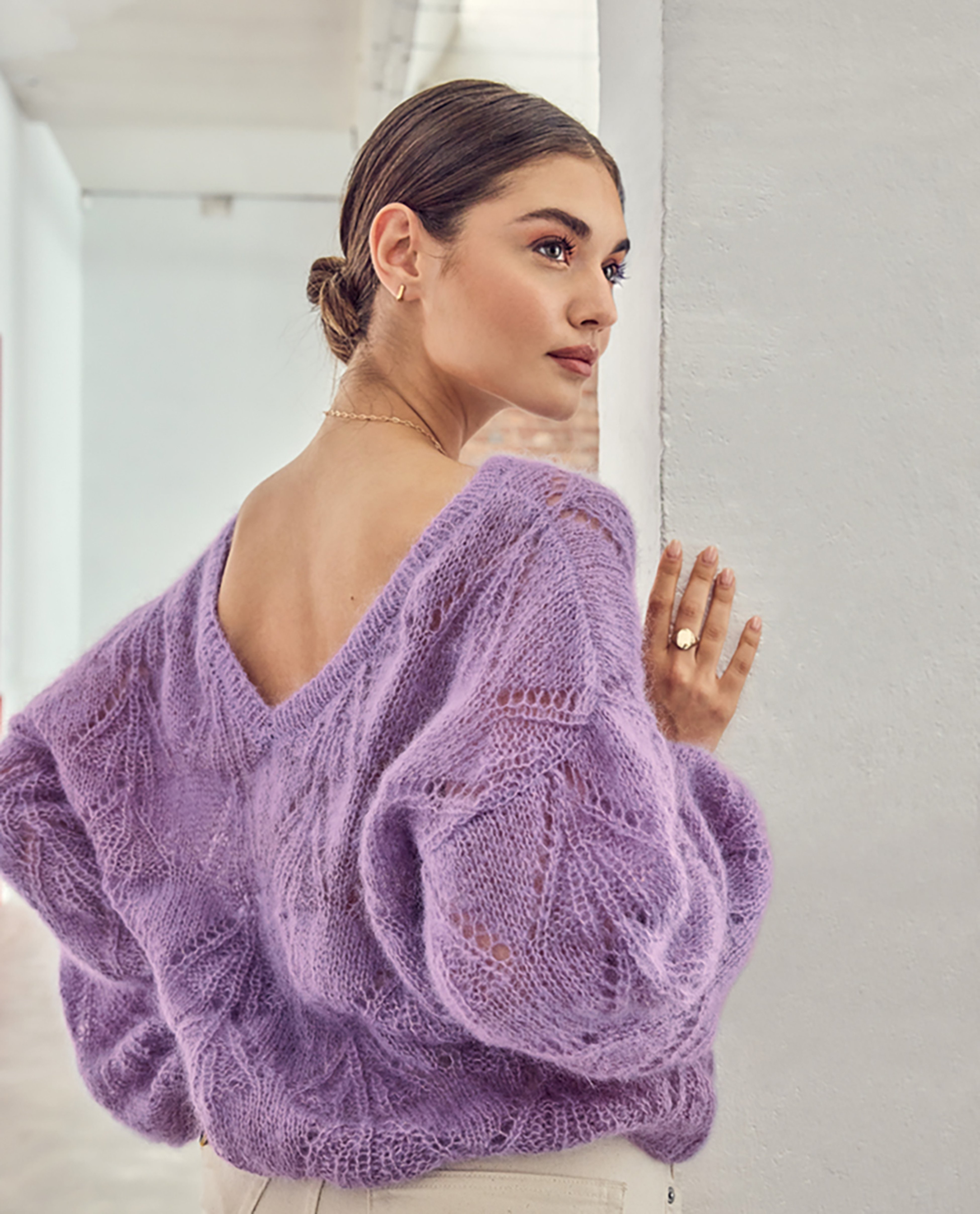Women's Sweater Model Beth
