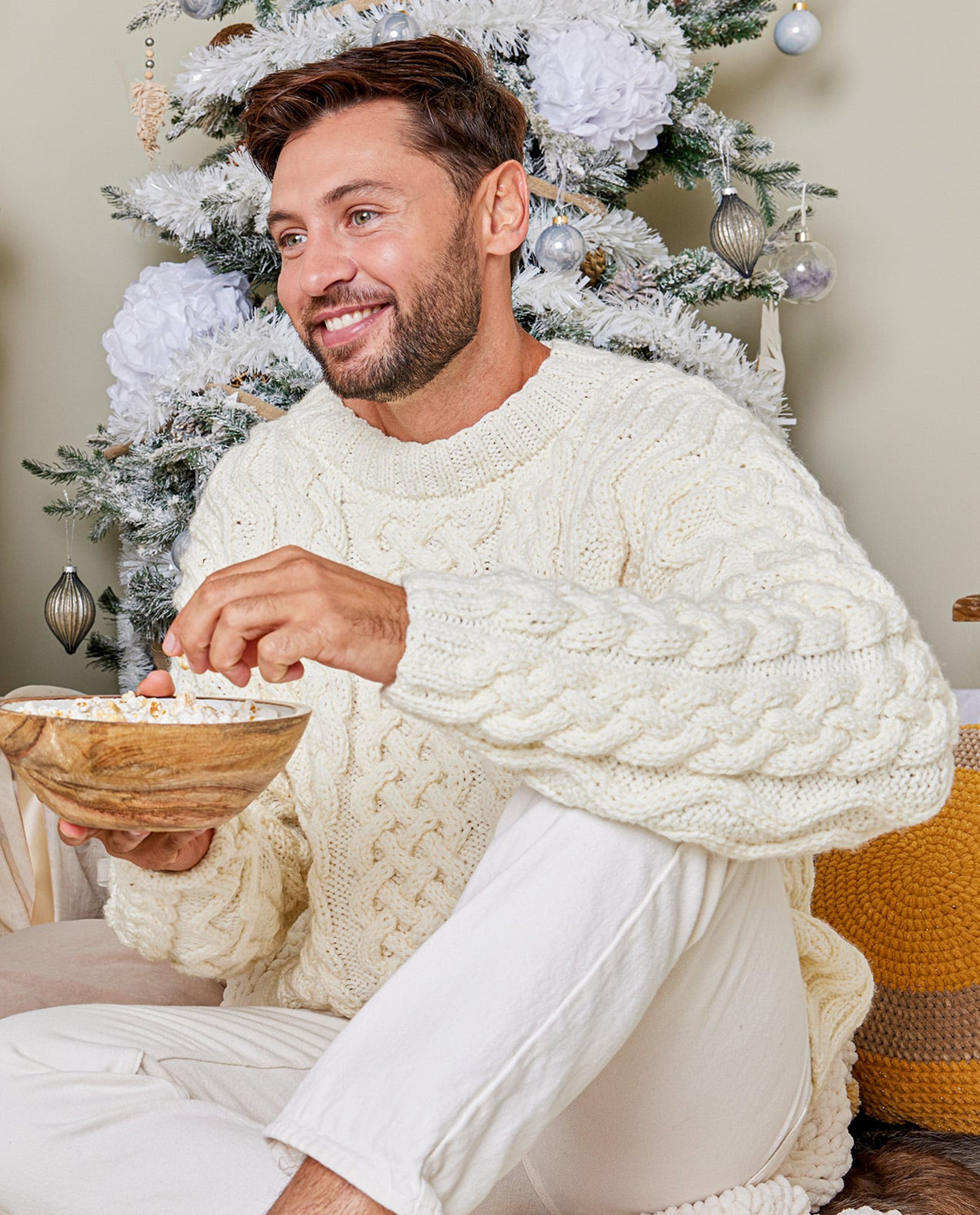 Men's Snowflake Sweater Model