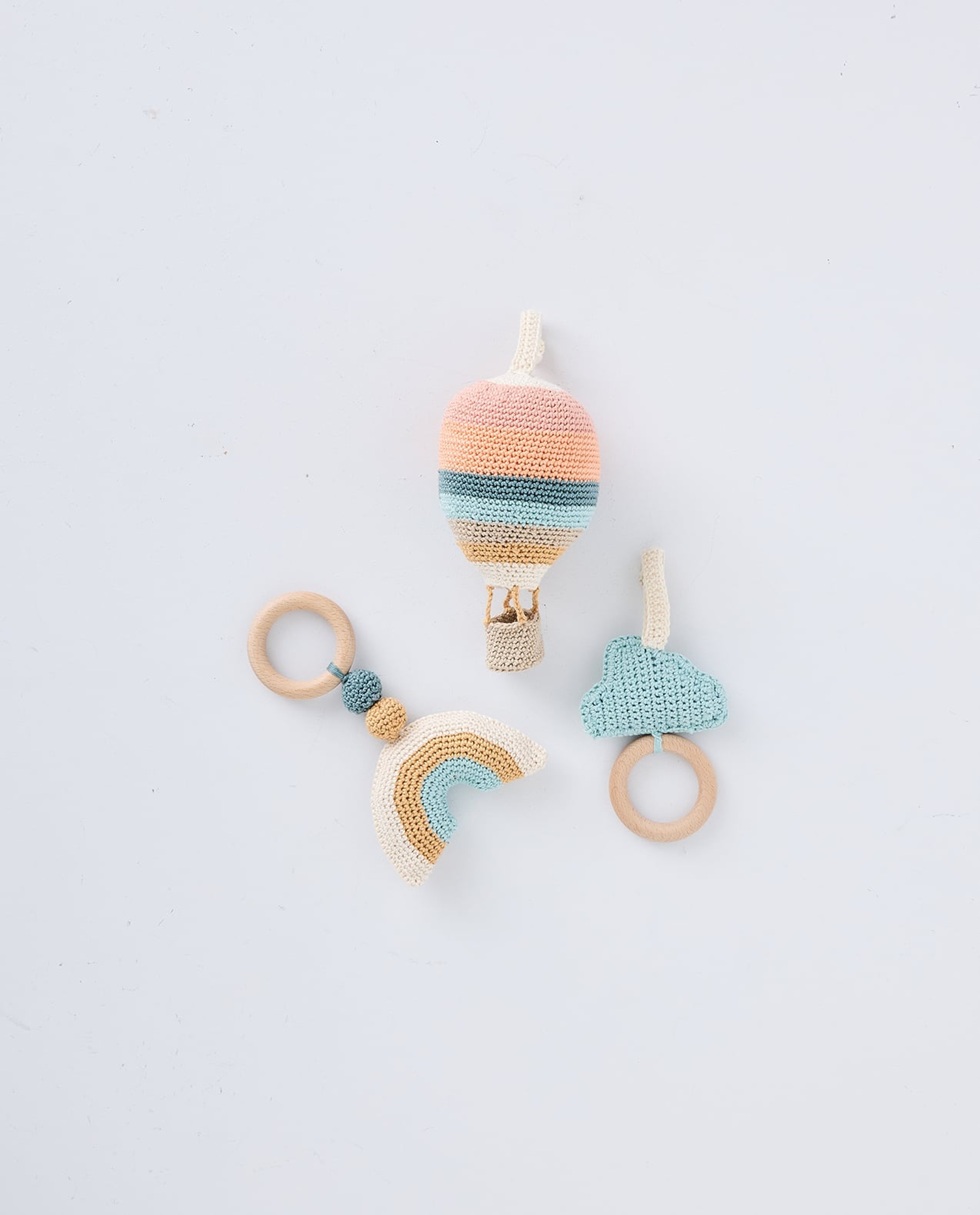 Lévon toy set model