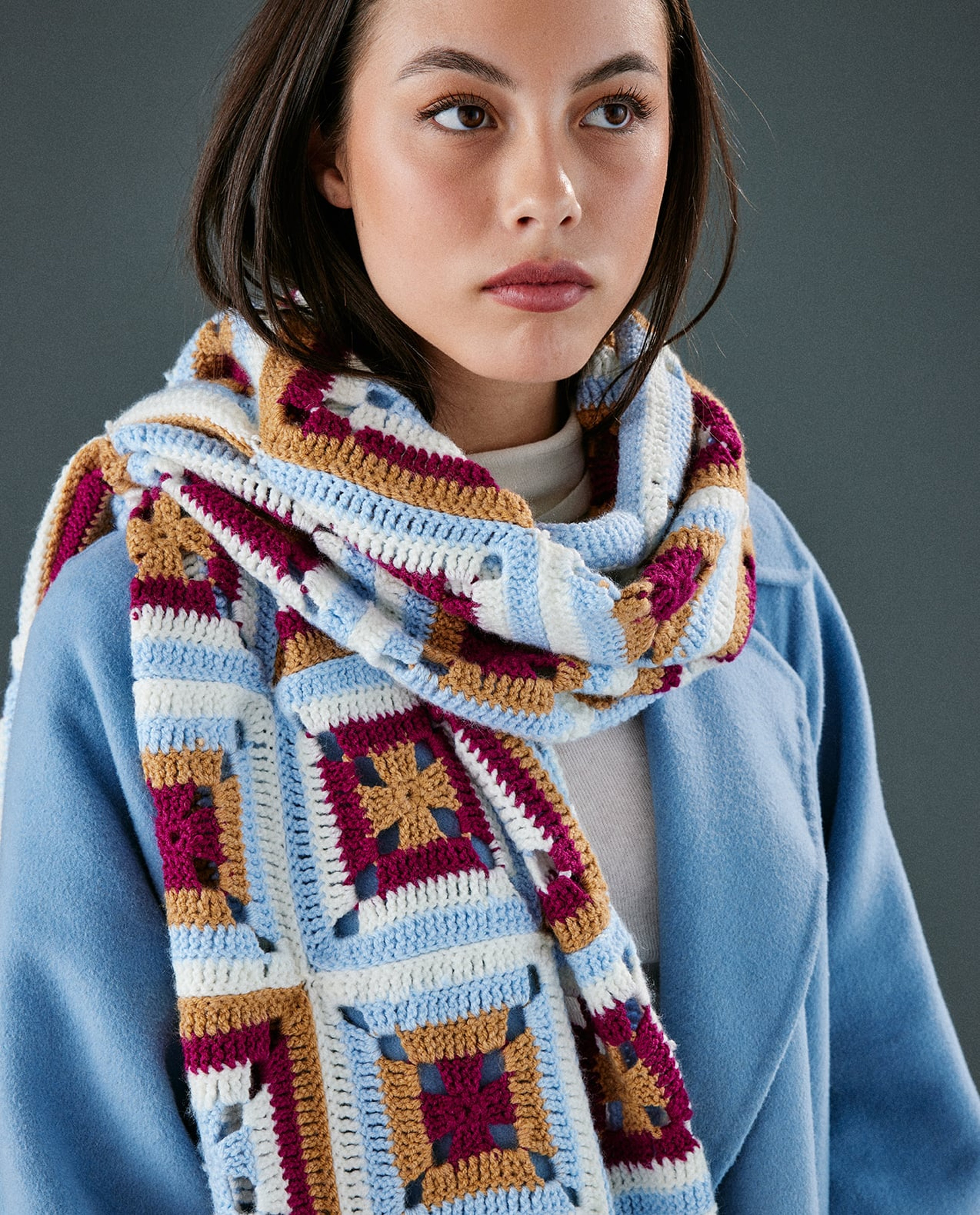 Granny Women's Scarf Pattern