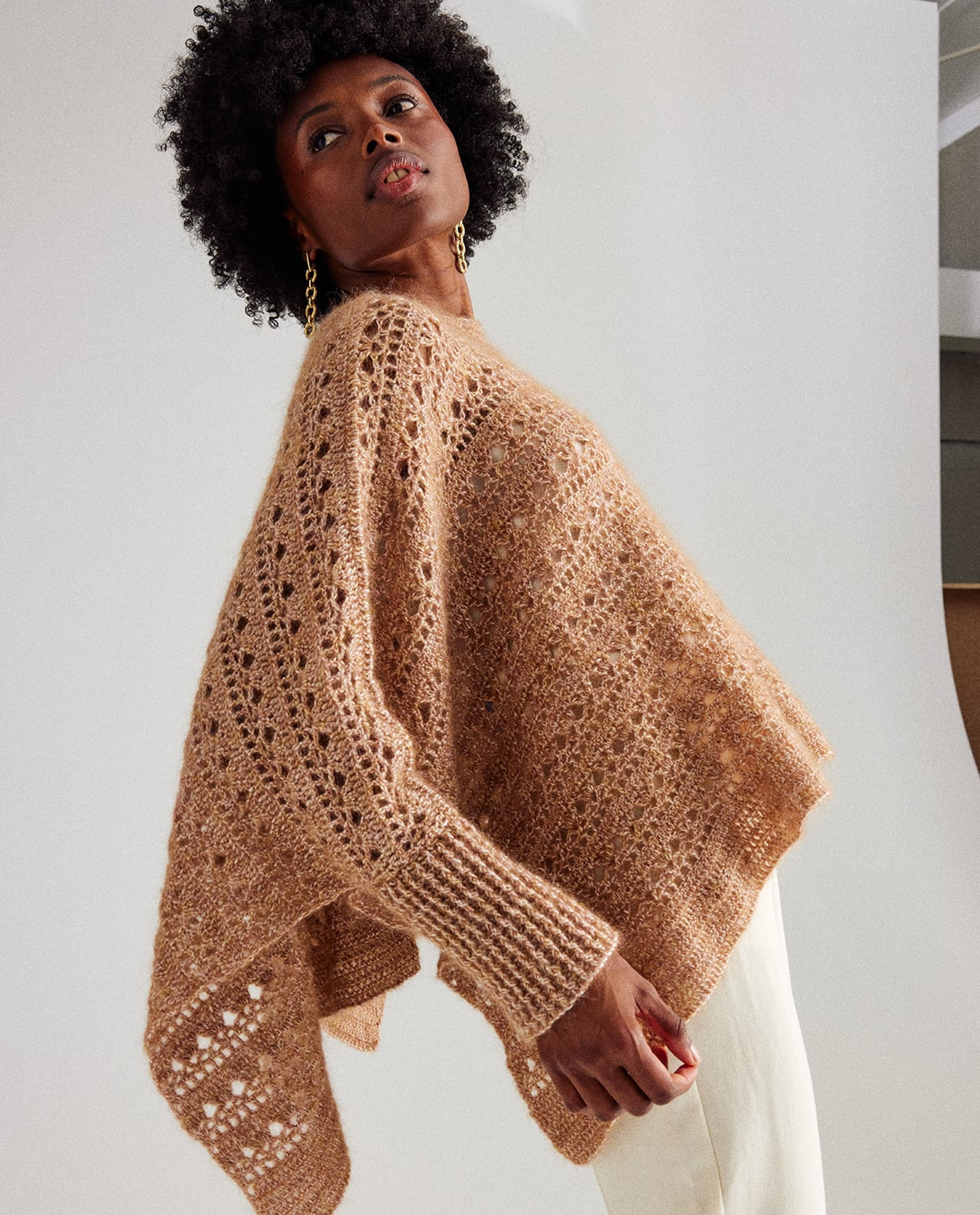 Modèle Poncho Femme Fleur