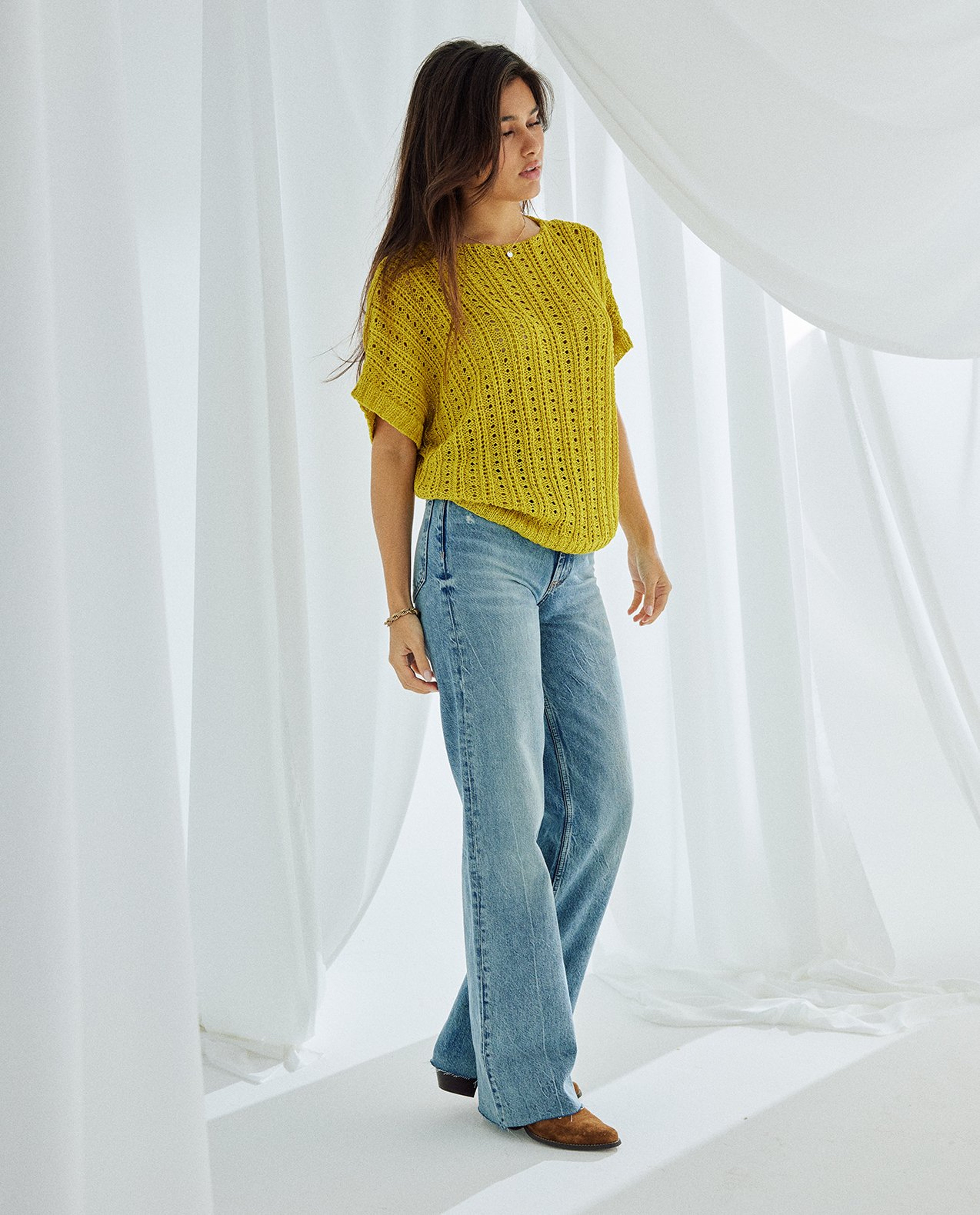 Women's Sweater Model Catrina